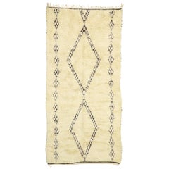 Tapis marocain contemporain Beni Ourain de style minimaliste