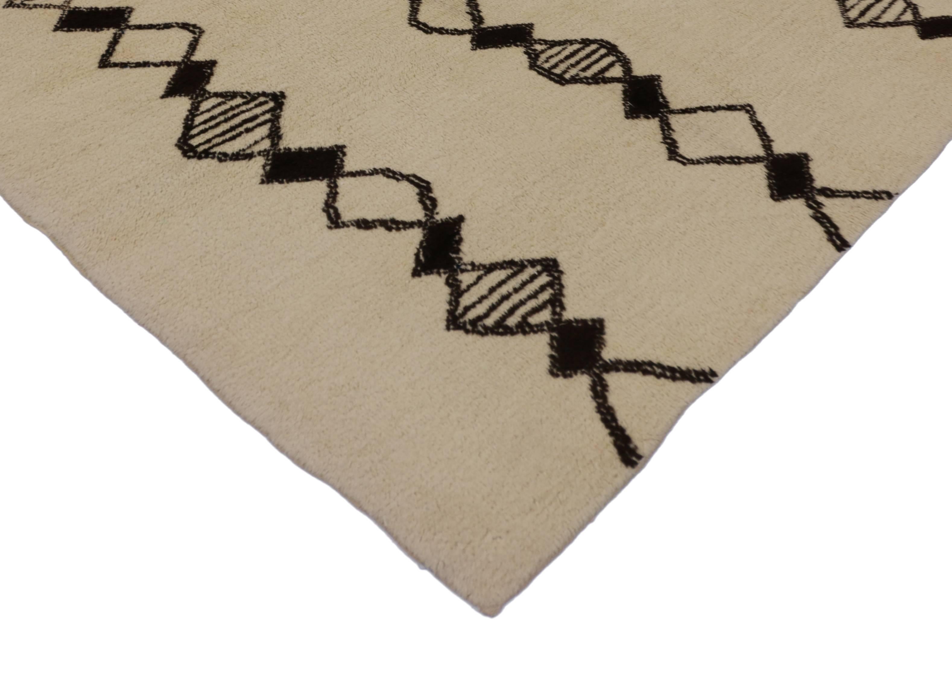 Contemporary Berber Moroccan Rug with Minimalist Bauhaus Style 2