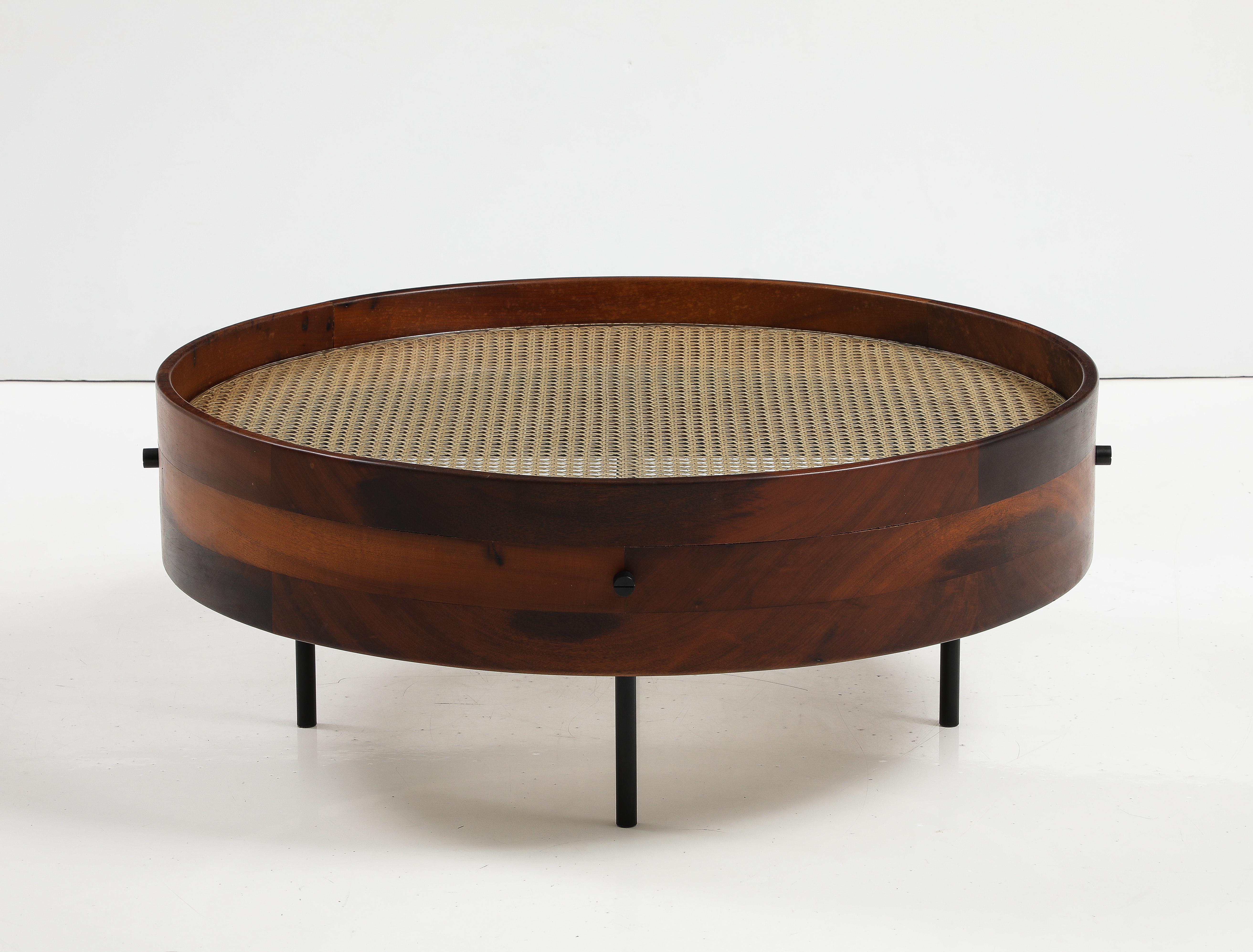 Post-Modern Contemporary “Bernardo” Center Table by Gustavo Bittencourt, Brazil, 2021 For Sale