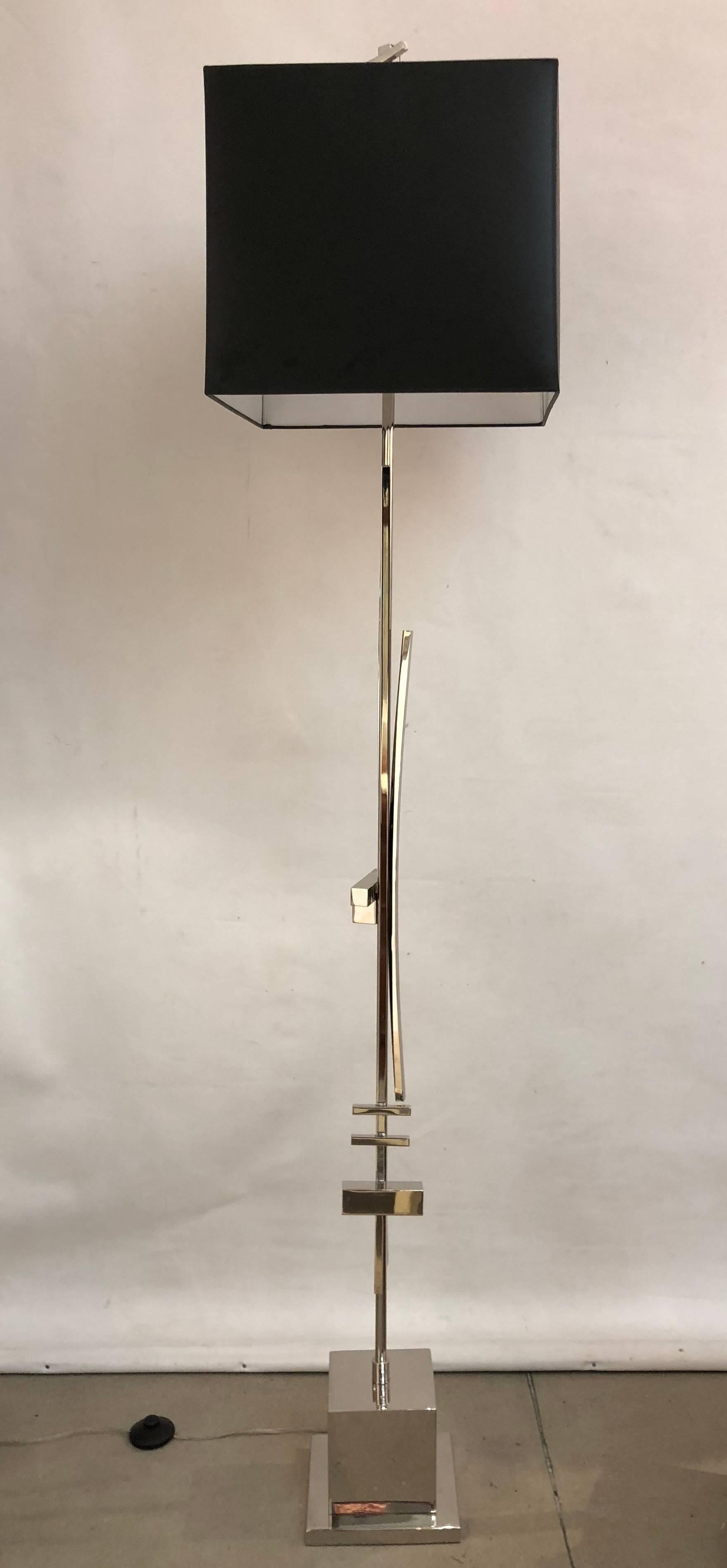 Contemporary Bespoke Italian Abstract Design Meccano Nickel Floor Lamp In Excellent Condition For Sale In New York, NY