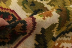 Handgefertigter Wollteppich im Bessarabischen Design von Doris Leslie Blau