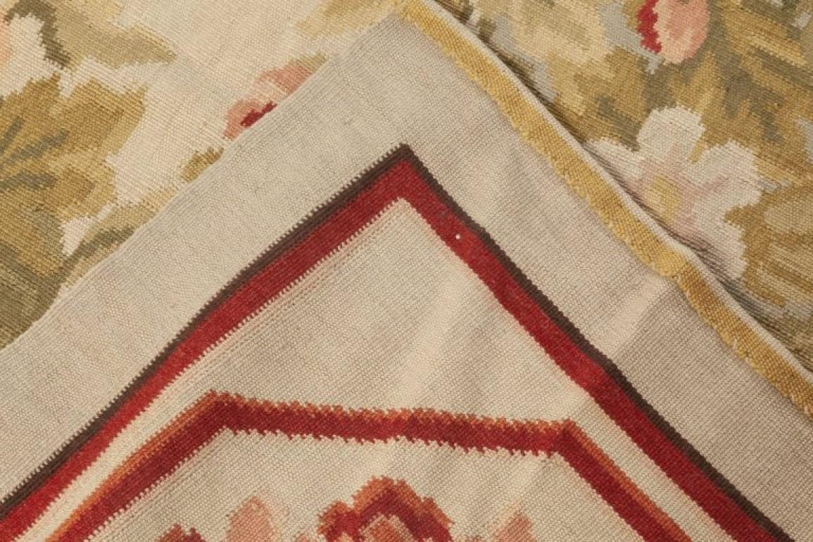 Handgefertigter Wollteppich im Bessarabischen Design von Doris Leslie Blau im Angebot 1