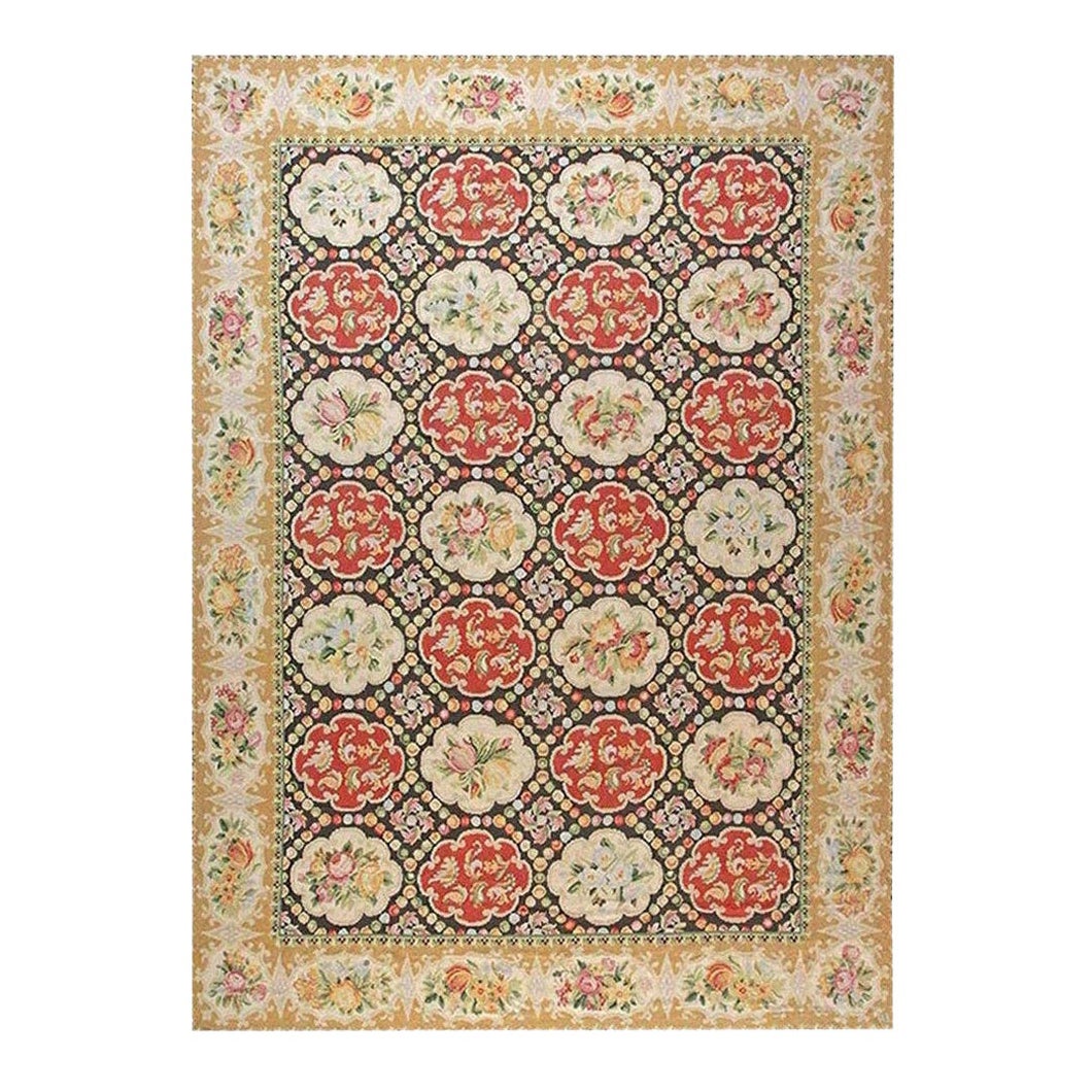 Tapis contemporain en laine à motifs floraux de Bessarabian de Doris Leslie Blau