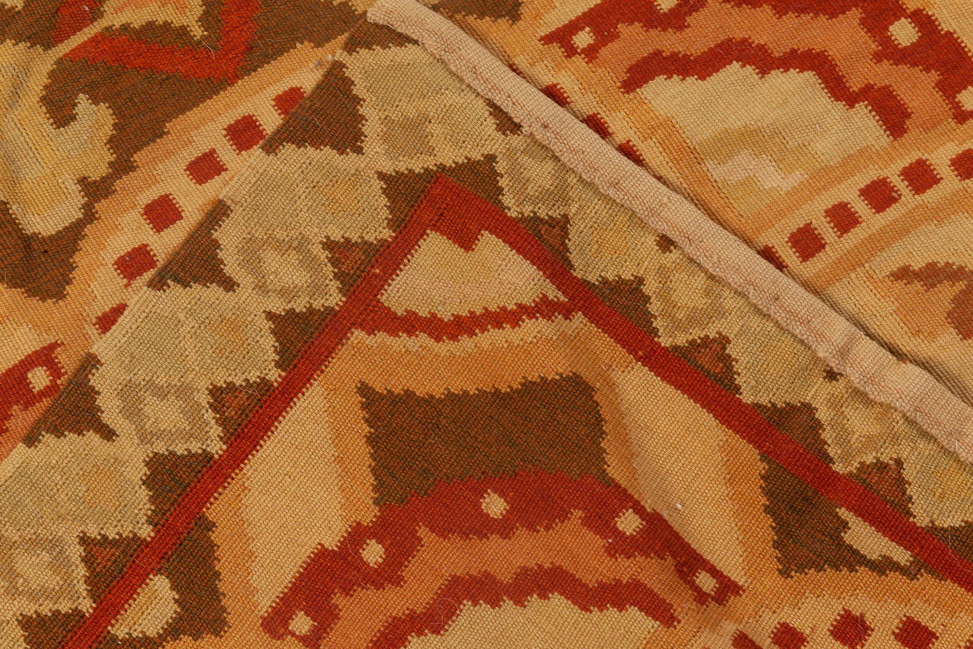 Zeitgenössischer, bessarabisch inspirierter, handgefertigter Teppich von Doris Leslie Blau im Angebot 1