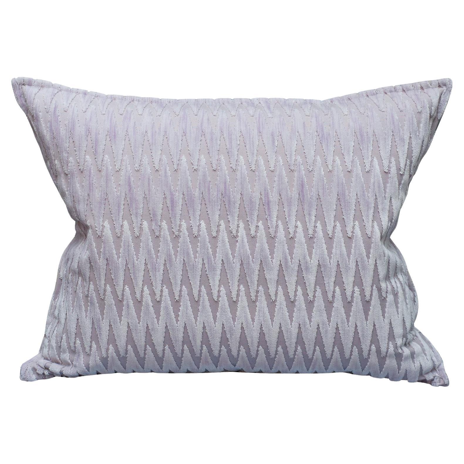 Contemporary Bevilacqua Lilac Silk Velvet Pillows In Zig Zag Pattern For Sale