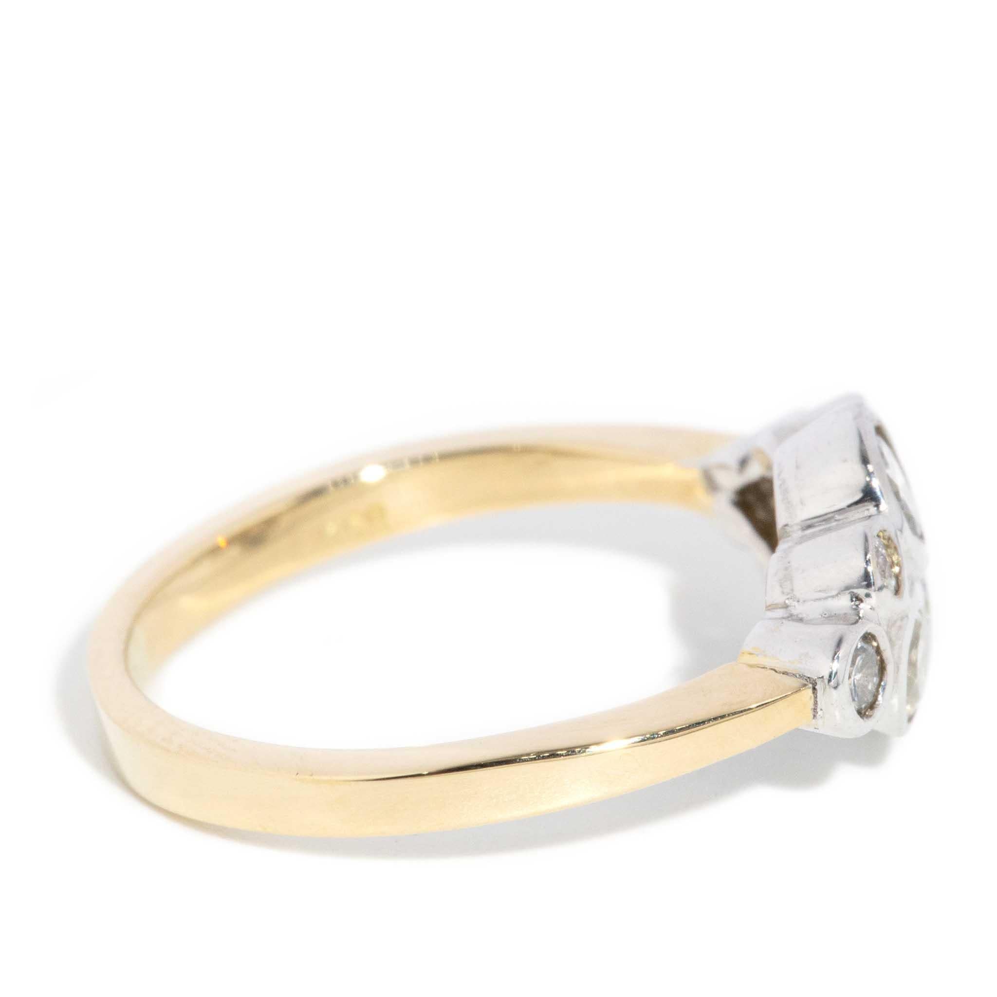 Contemporary Bezel Diamond Cluster Ring 18 Carat Yellow & White Gold For Sale 2
