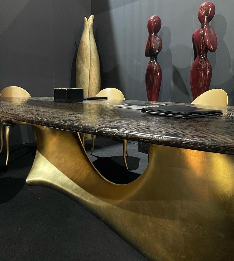 Modern Contemporary Biomorphic Sculptural Dining Table In Gold Leaf For Sale