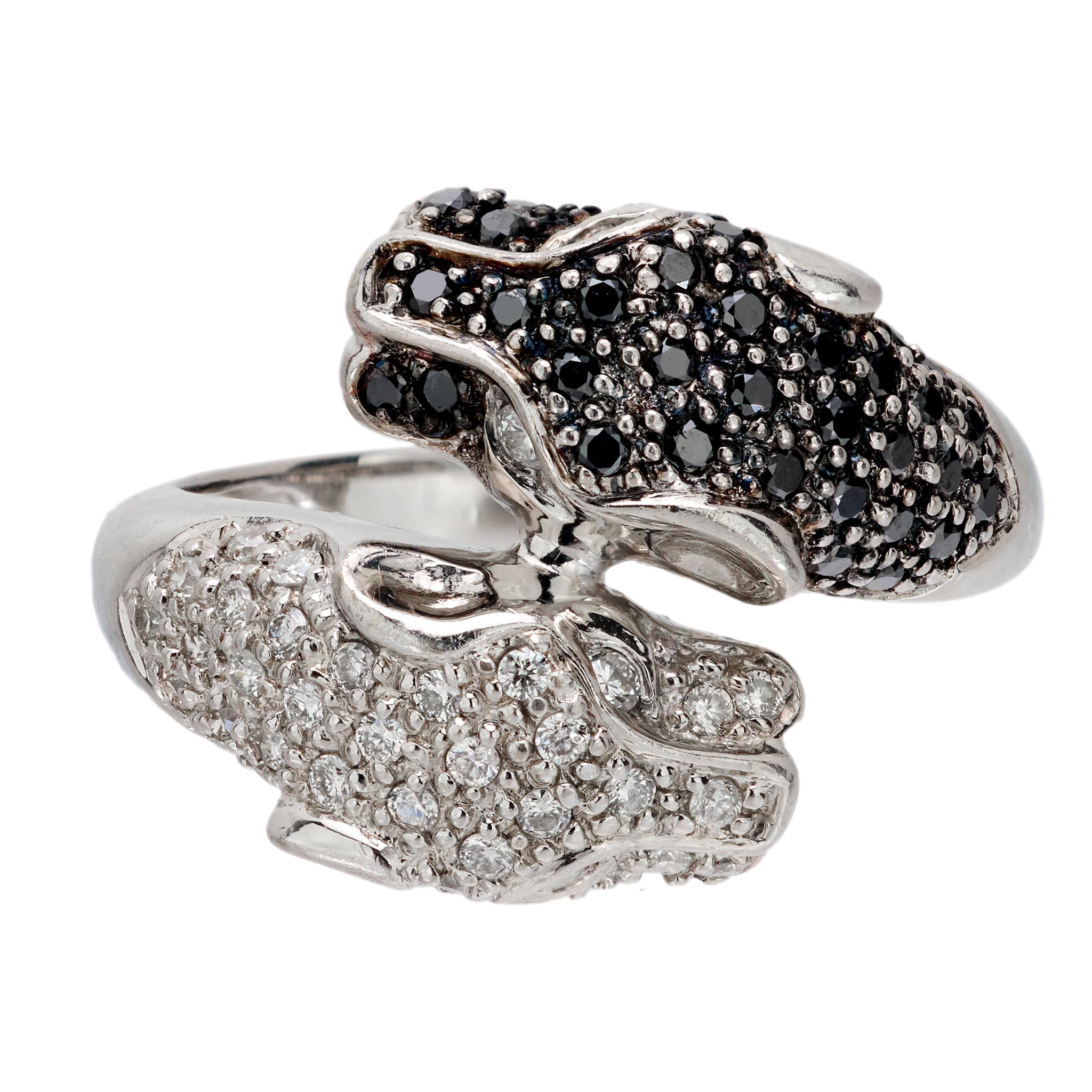 Brilliant Cut Contemporary black and white diamond platinum 