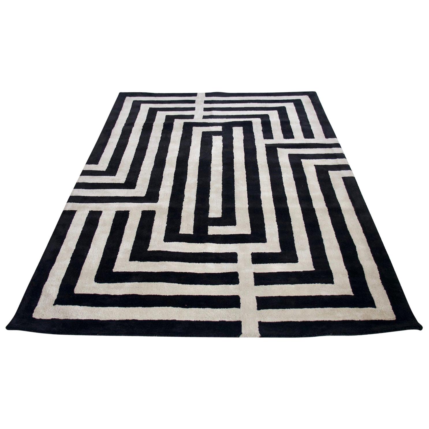 Contemporary Black and White Rug with Geometric Pattern