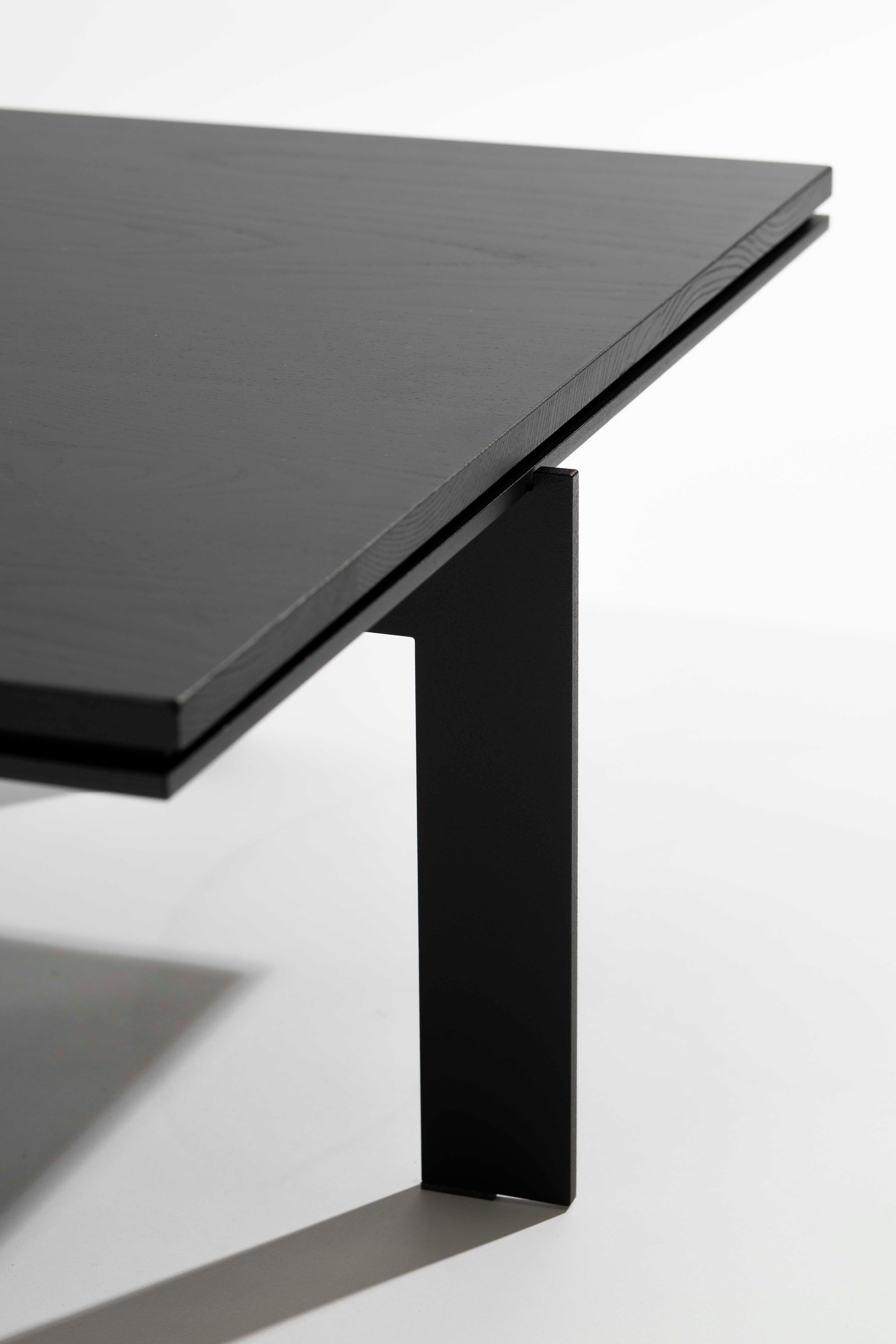 Contemporary Beistelltisch aus schwarzem Eschenholz, Joined S34.4 von Barh (Belgisch) im Angebot