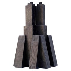 Porte-bougies noir contemporain en chêne Bunker 2.0 d'Arno Declercq