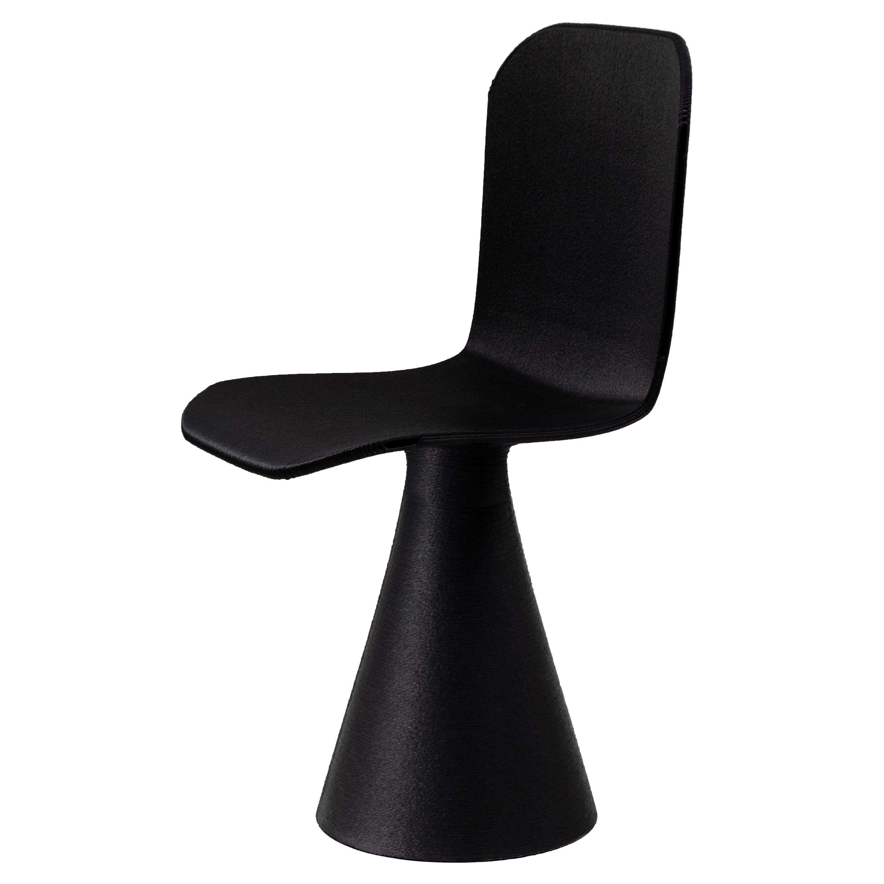 Zeitgenössischer schwarzer Stuhl, Zusätzliche Herstellung in Biopolymeren, Italien