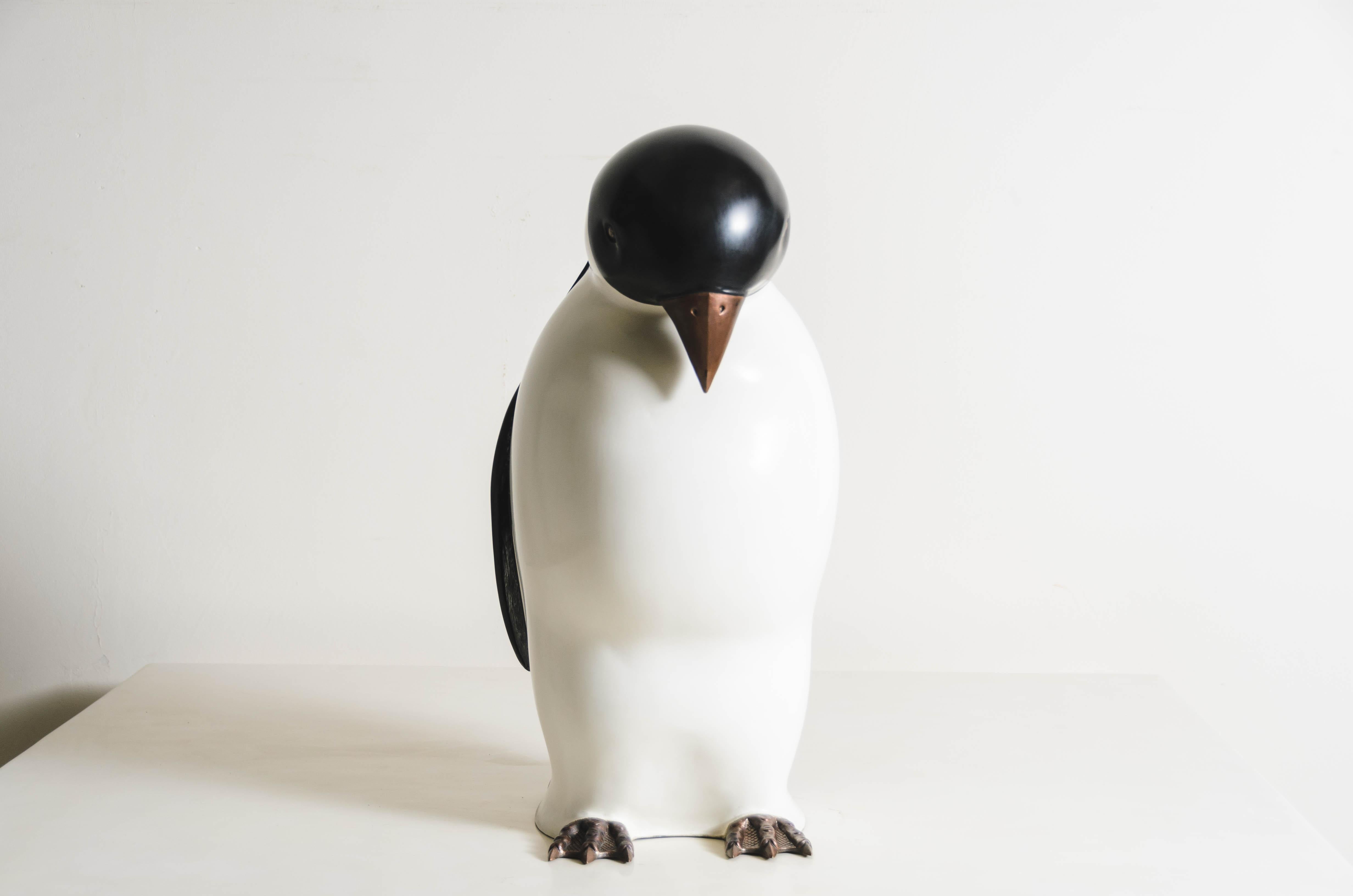 Contemporary Black & Cream Lacquer Penguin w/ Head Down Sculpture by Robert Kuo In New Condition For Sale In Los Angeles, CA