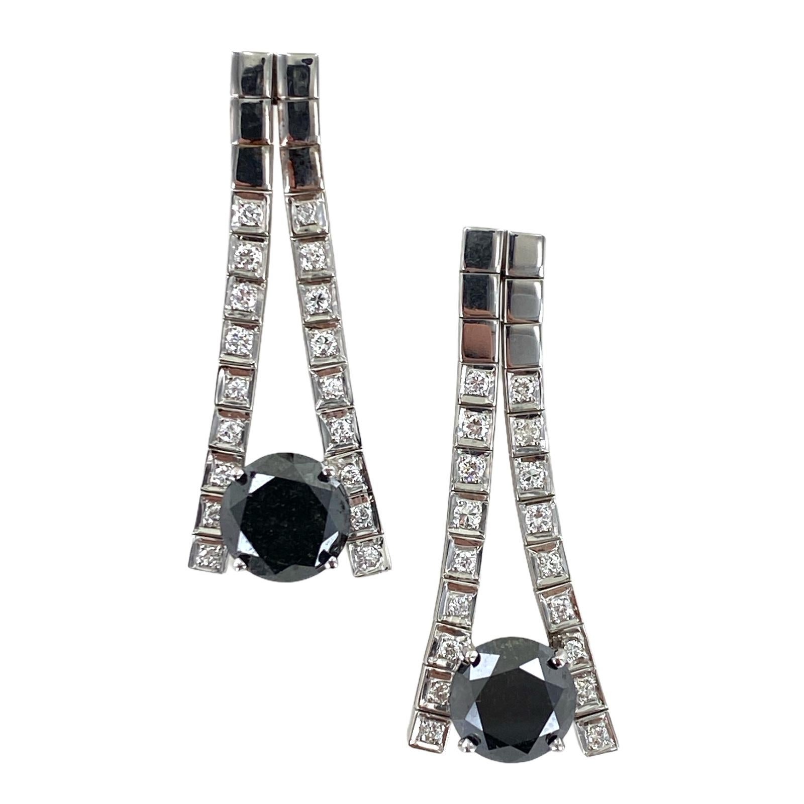 Contemporary Black Diamond 14 Karat White Gold Diamond Drop Earrings  In Excellent Condition In Boca Raton, FL