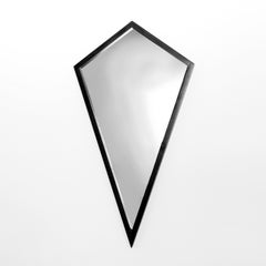 Contemporáneo "Black Diamond Mirror" de Alex Drew & No One