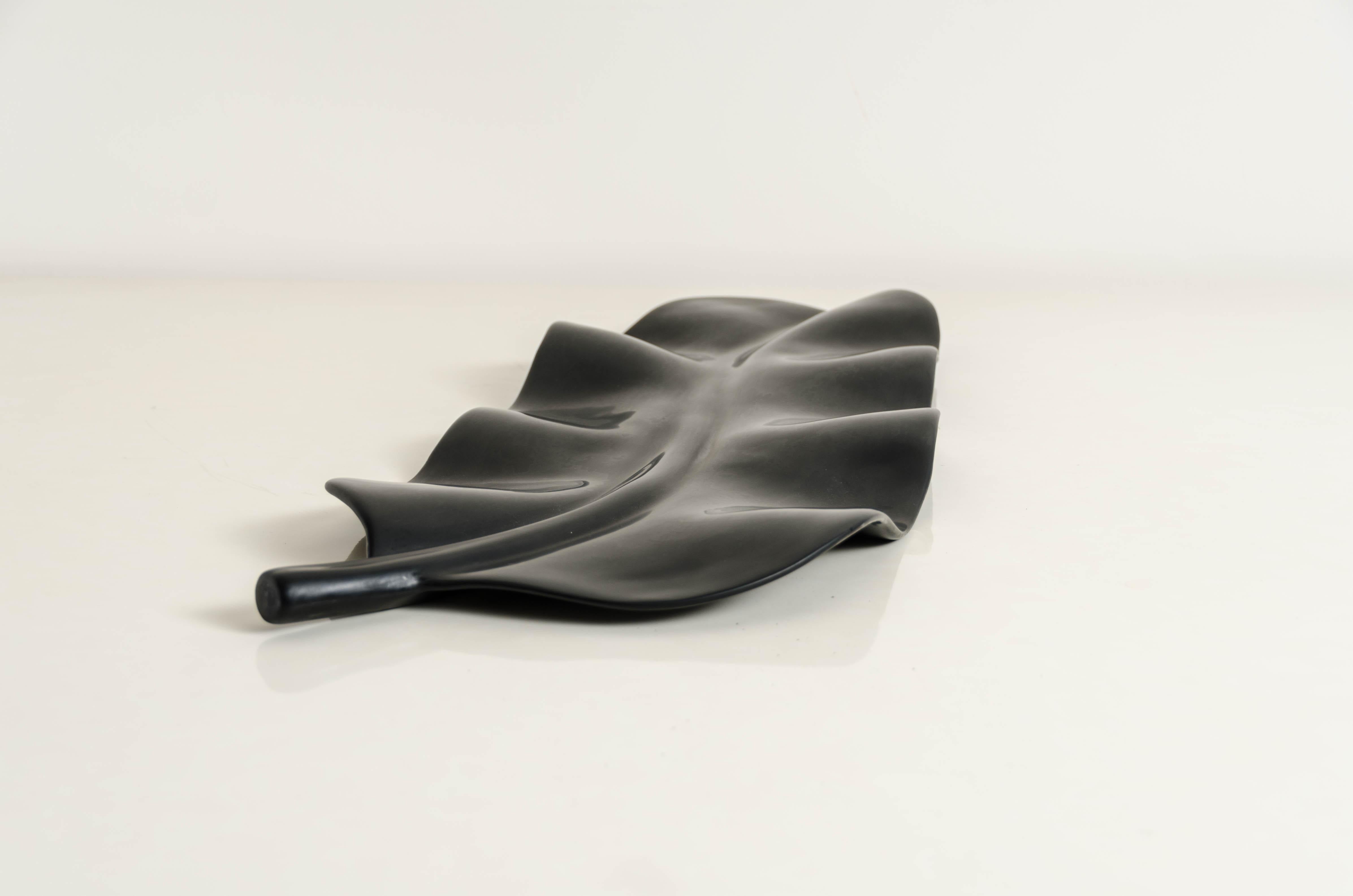 Minimalist Contemporary Black Lacquer Banana Leaf Sculpture by Robert Kuo, Limited Edition For Sale