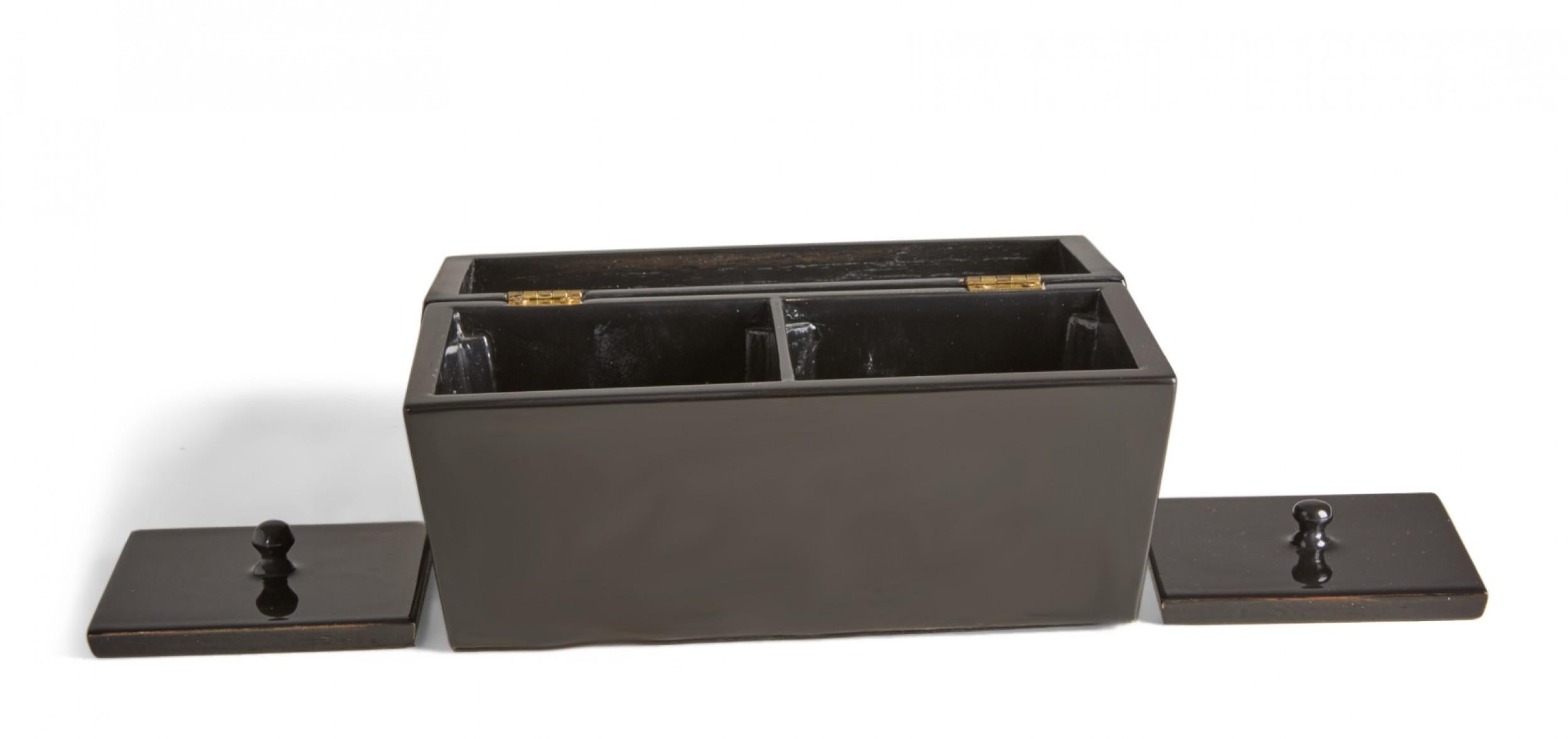 Contemporary Black Lacquered Rectangular Wooden Decorative Box For Sale 3