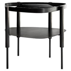 Table d'appoint contemporaine en marbre noir Bijou Black d'Adam Court pour Okha