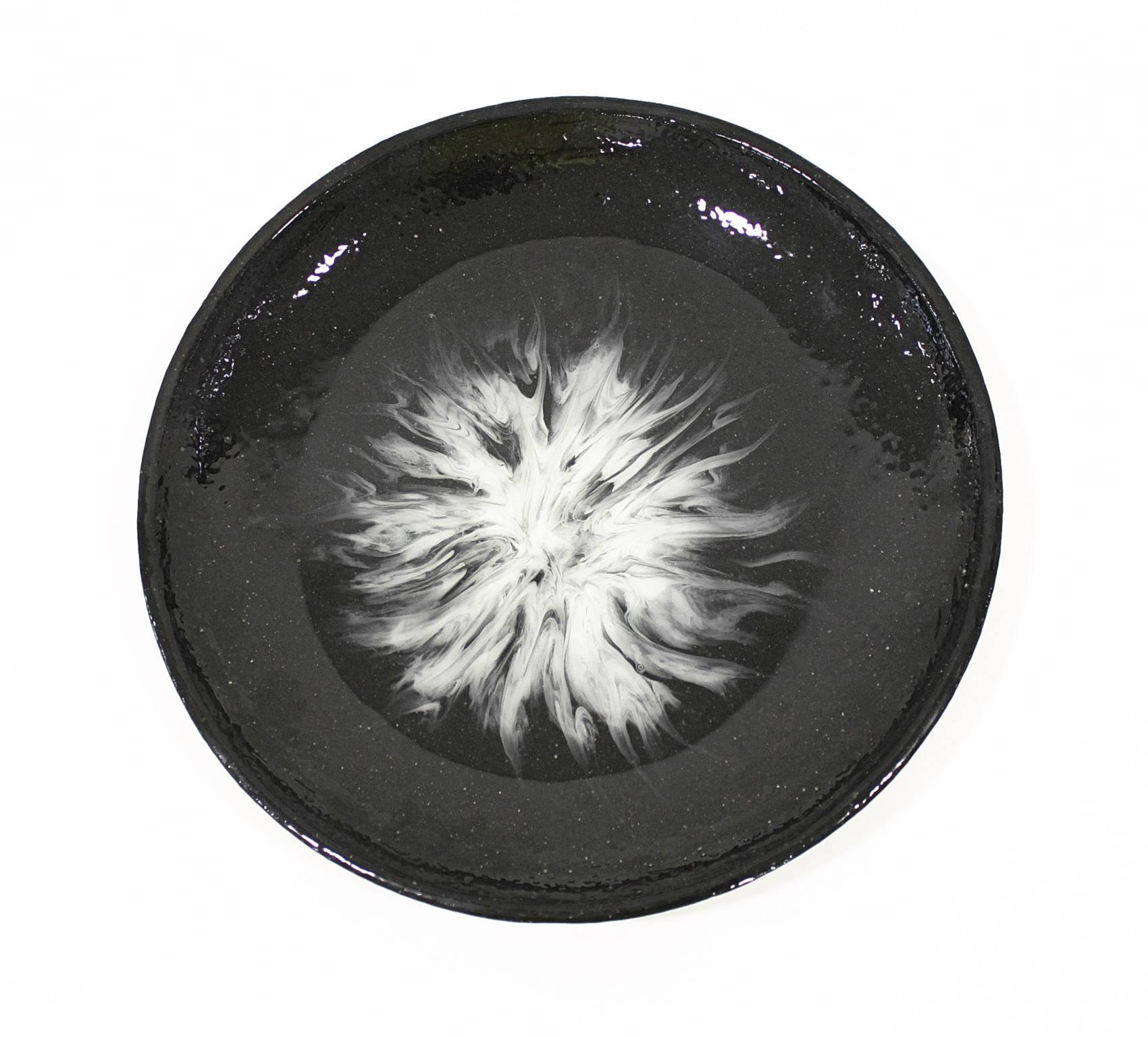 Modern Contemporary Black Resin Round Decorative Platter