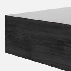 Mesa auxiliar negra contemporánea "Tee", de madera de fresno brasileño