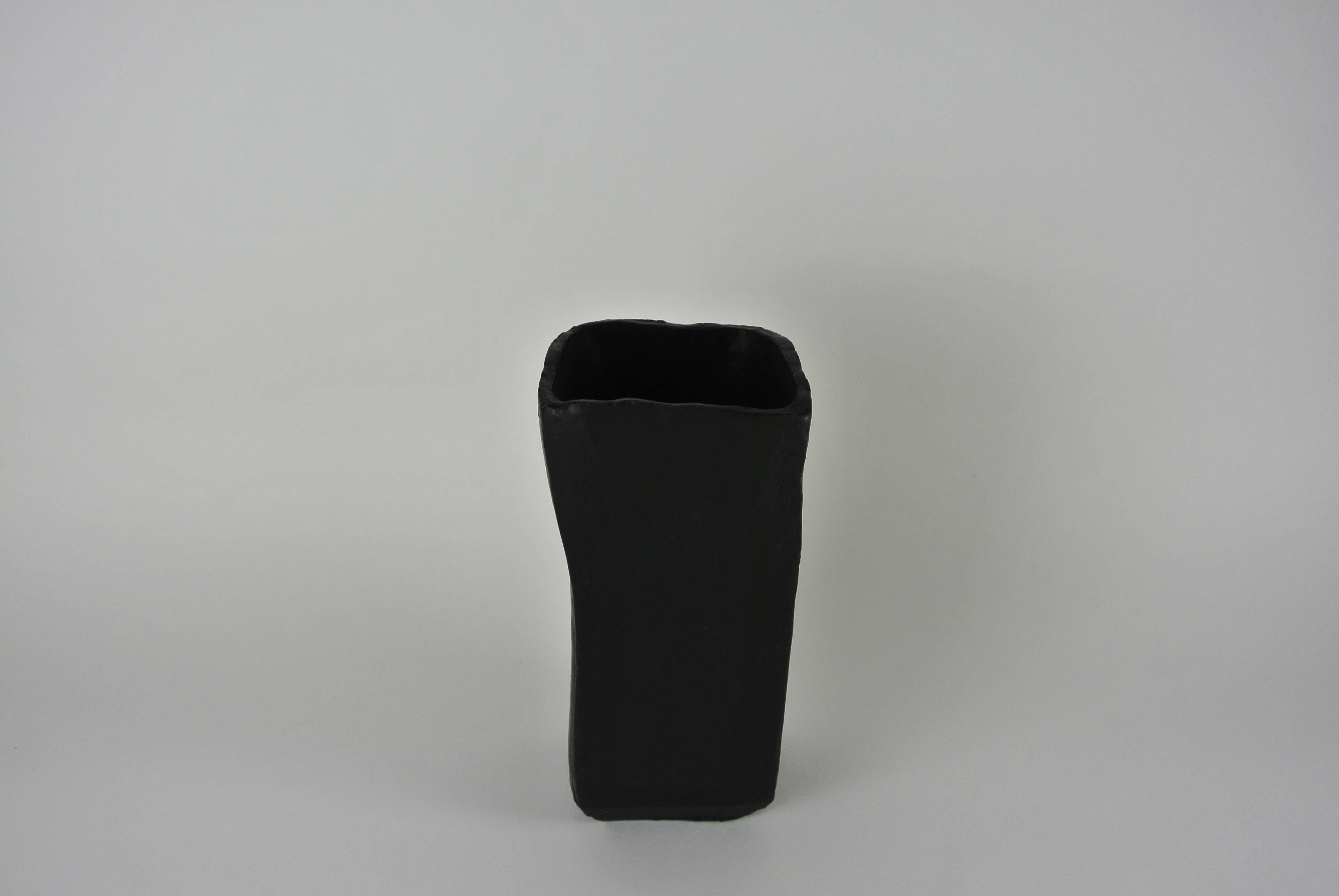black matte vase