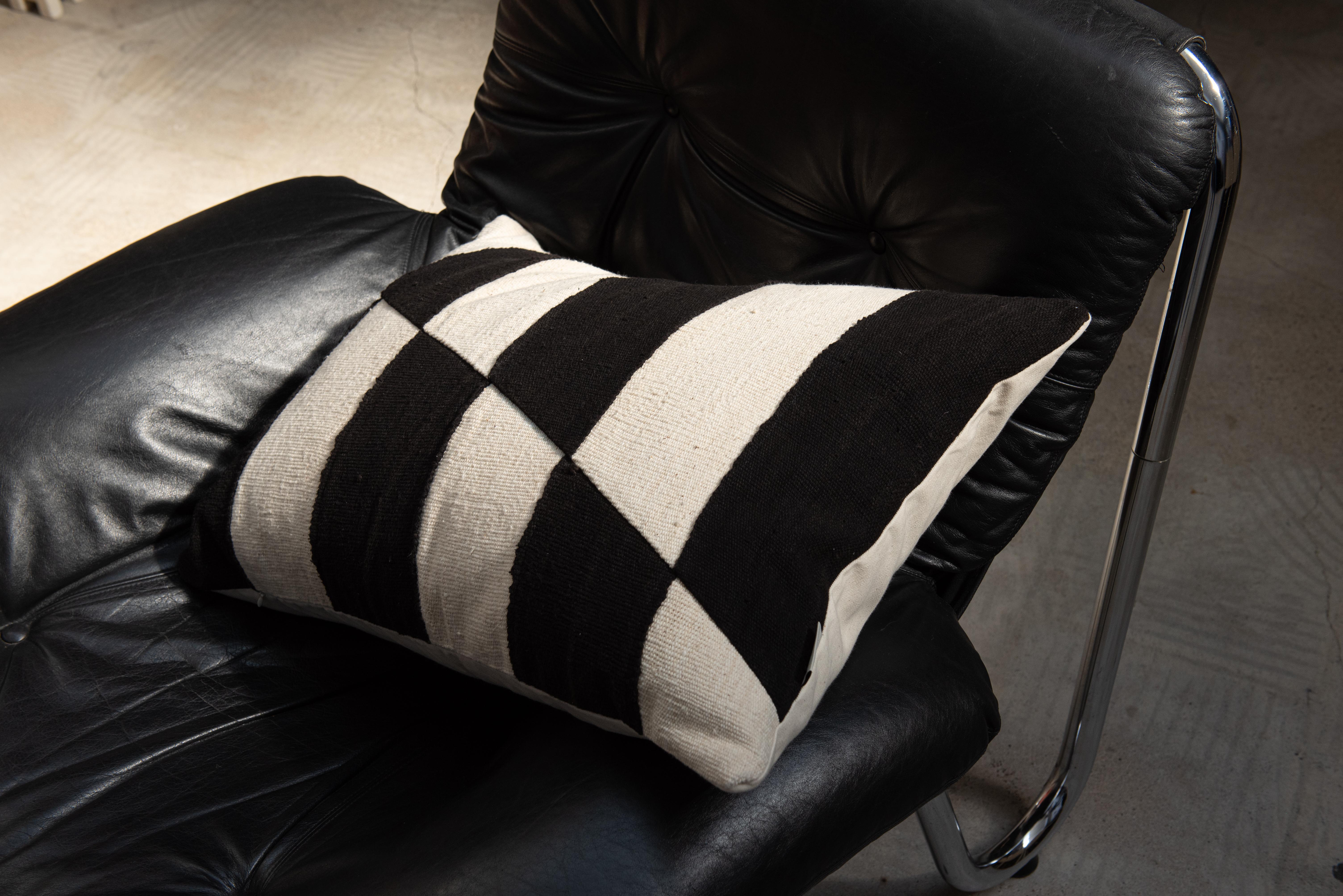 Dutch Contemporary Black & White Cushion Cover from Handwoven Malian Cotton Fabrics For Sale
