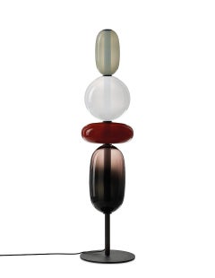 Lampadaire contemporain en cristal soufflé Pebbles de Boris Klimek pour Bomma