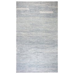 Tapis contemporain en laine bleu et blanc à tissage plat de Doris Leslie Blau