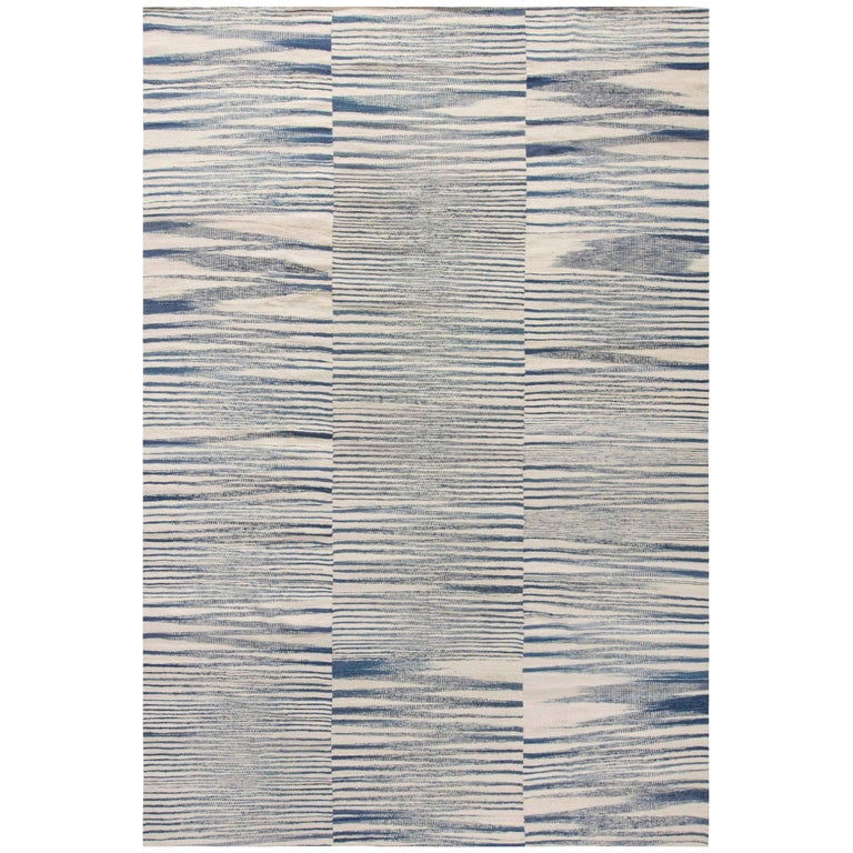 Contemporary Blue and White Flat-Woven Wool Rug For Sale