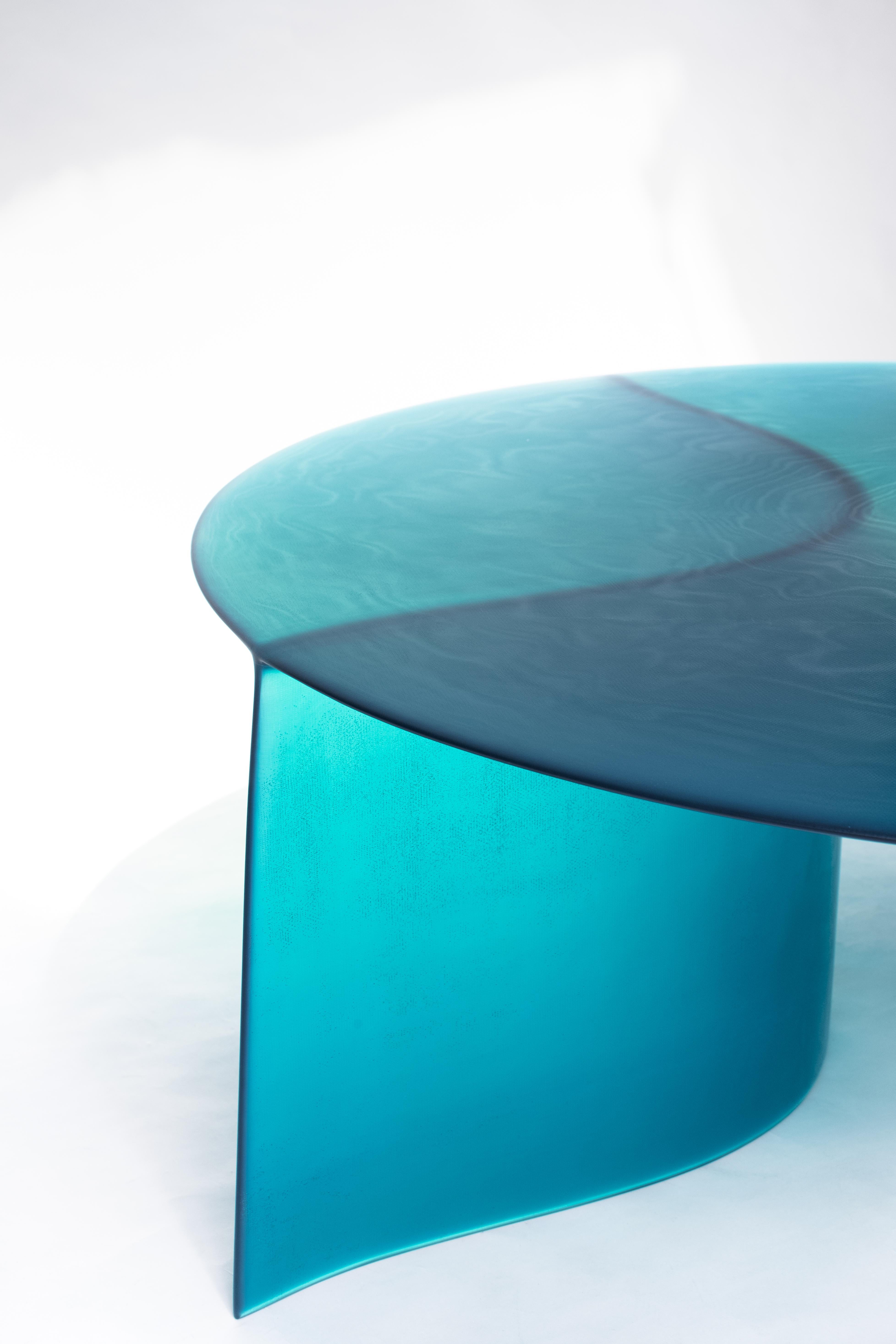 Résine Contemporary Blue Fiberglass, New Wave Coffee Table Round 120cm, by Lukas Cober