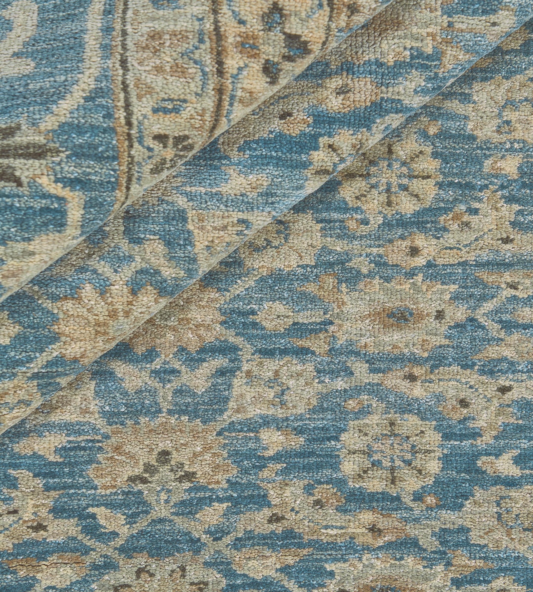 Runner Tabriz Revival blu contemporaneo tessuto a mano in vendita 3