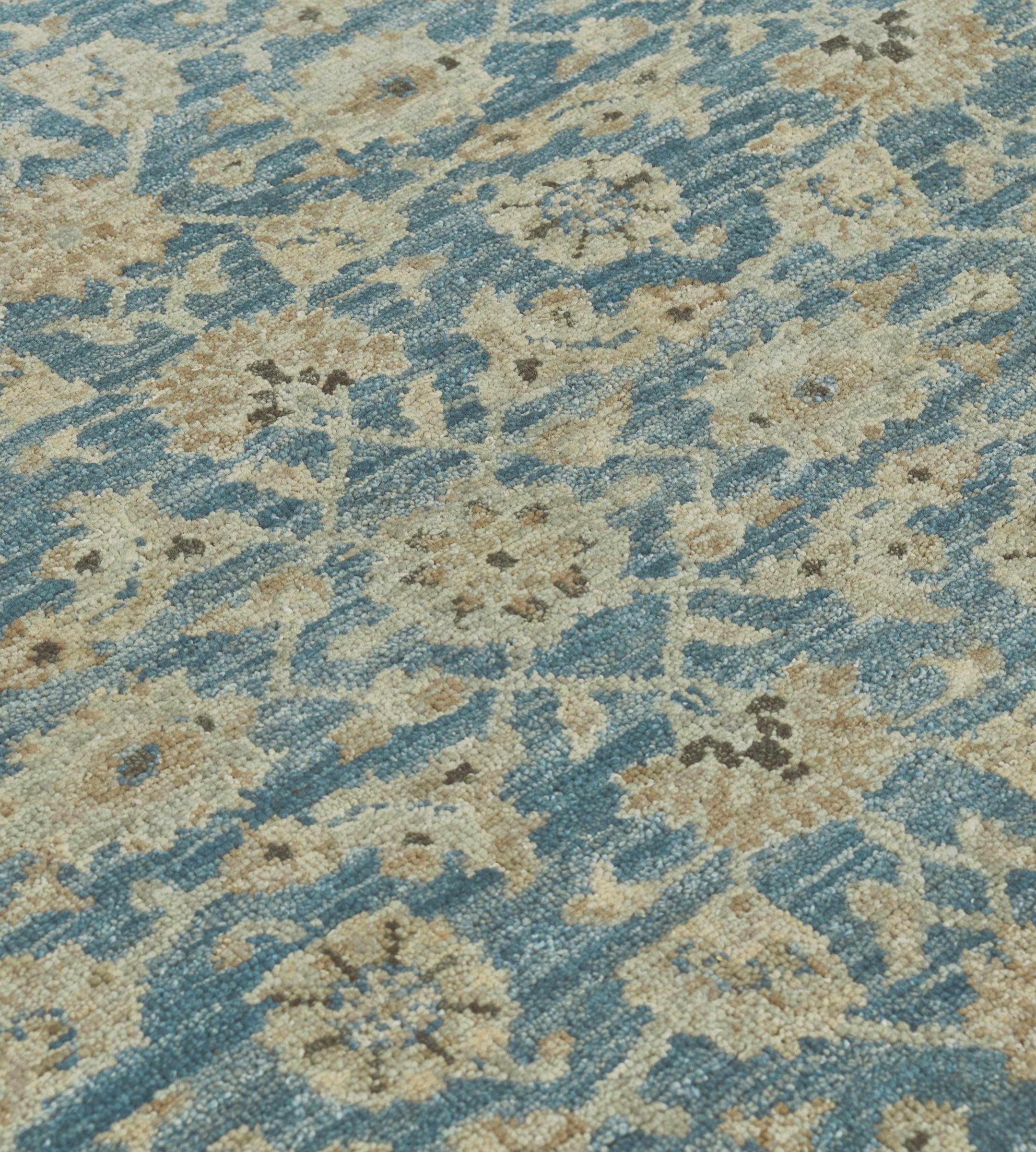 Tessuto a mano Runner Tabriz Revival blu contemporaneo tessuto a mano in vendita