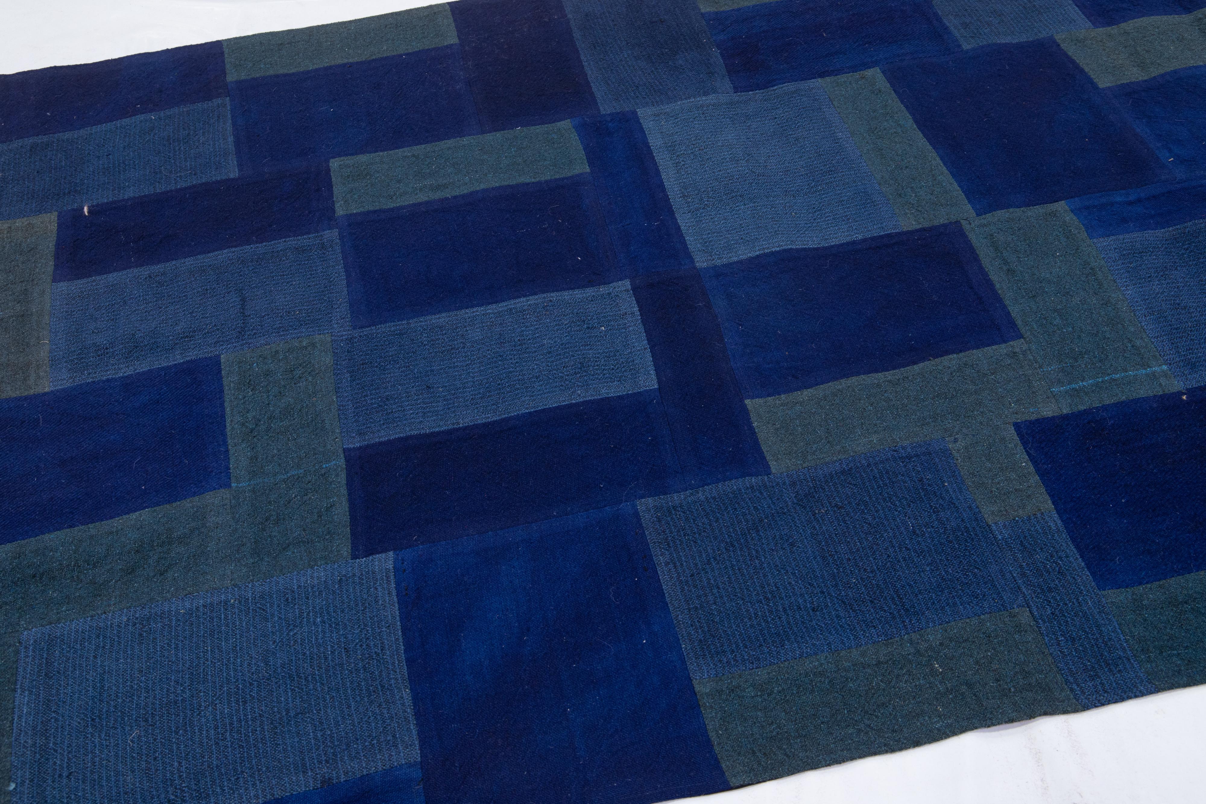 Contemporary Blue Indian Flat-Weave Wool Rug In New Condition For Sale In Norwalk, CT