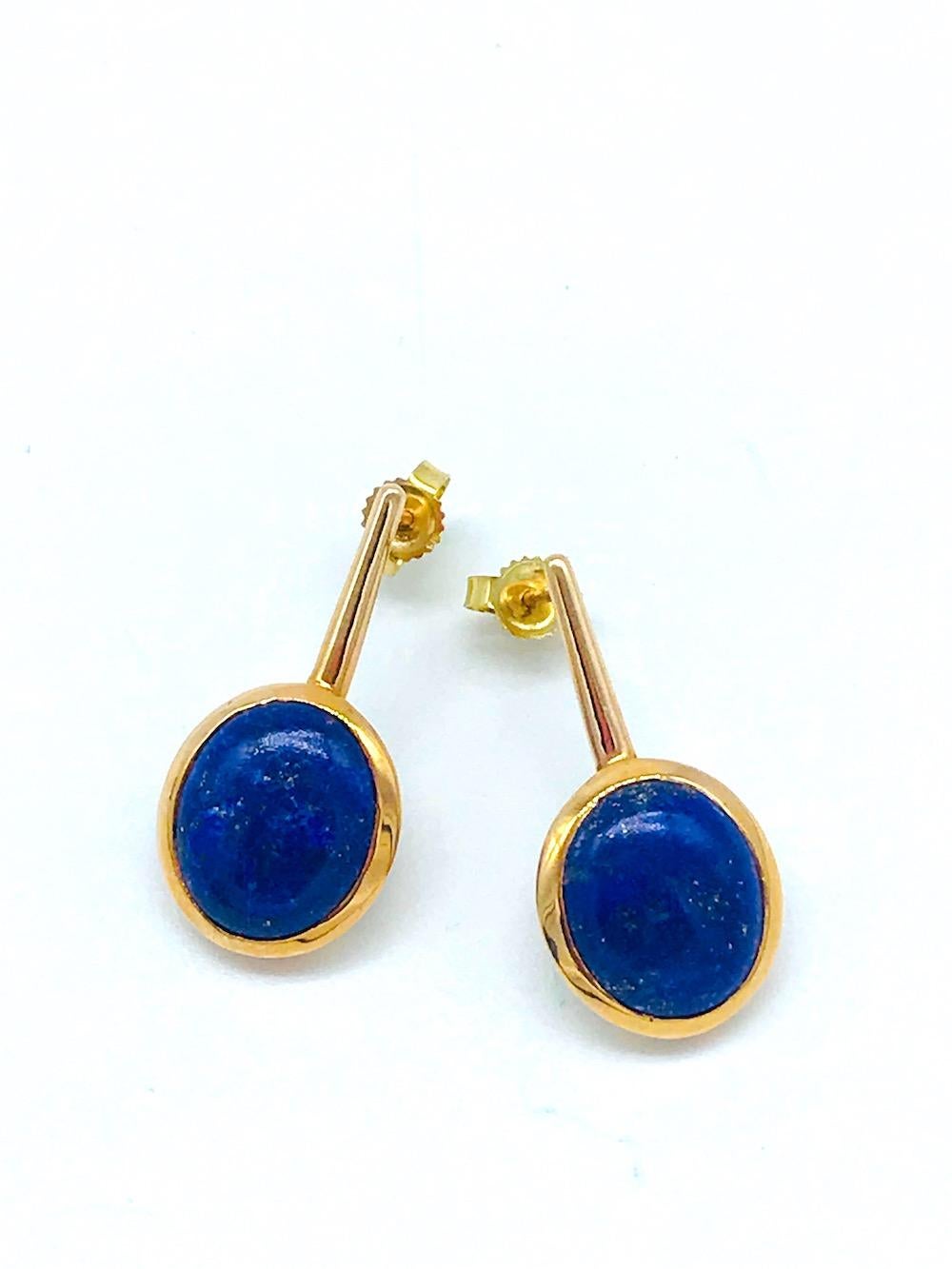 Contemporary, Blue Lapis Lazuli, Bezel Dangle Earring In Excellent Condition For Sale In Aliso Viejo, CA