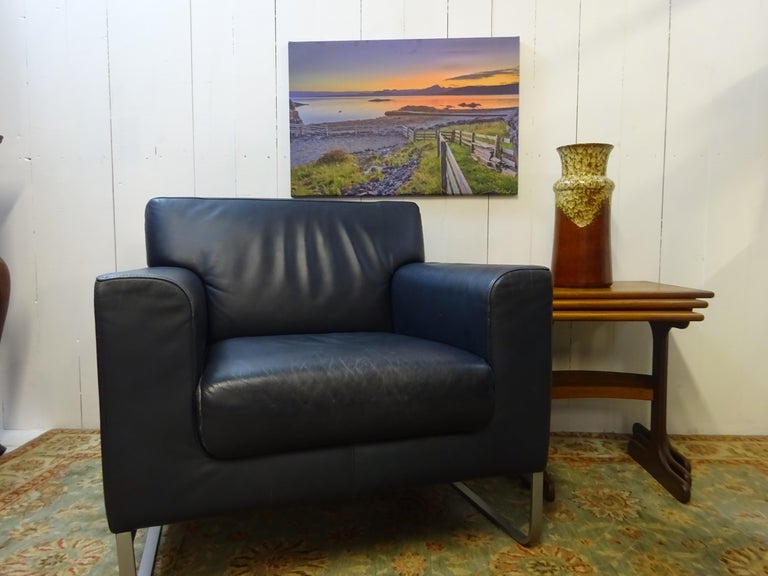 Contemporary Blue Leather Armchair by Walter Knoll For Sale at 1stDibs