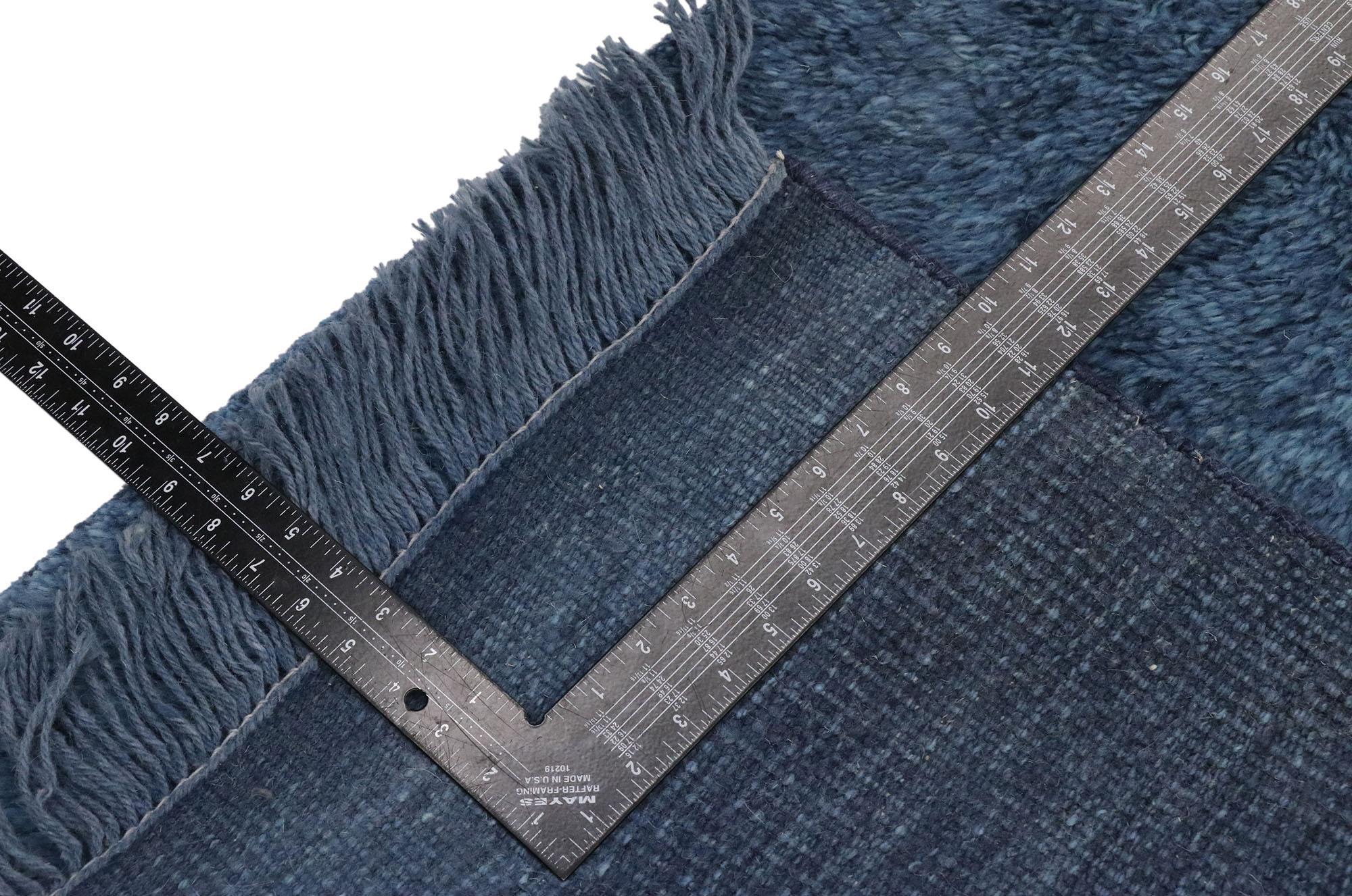 Noué à la main Tapis marocain contemporain bleu