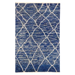 Tapis marocain contemporain bleu