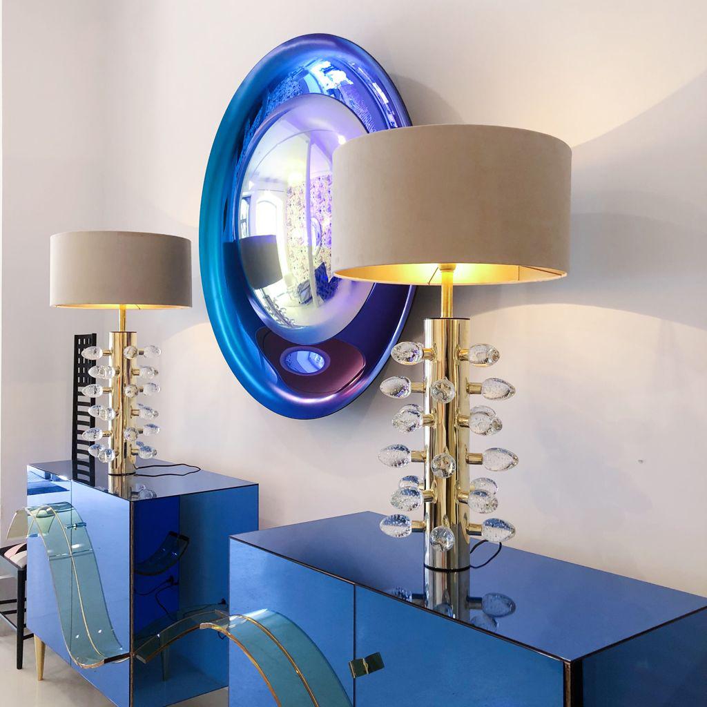 Contemporary Blue Murano Glass Mirror and Brass Pair of Italian Cabinets im Angebot 5