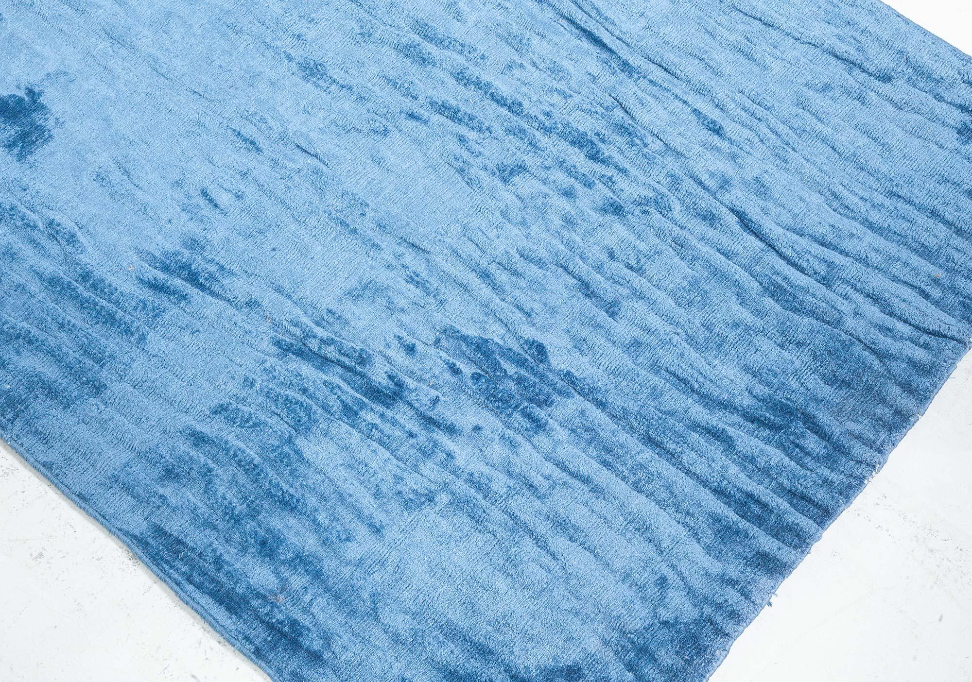 Contemporary Blue Silk Runner In New Condition For Sale In New York, NY