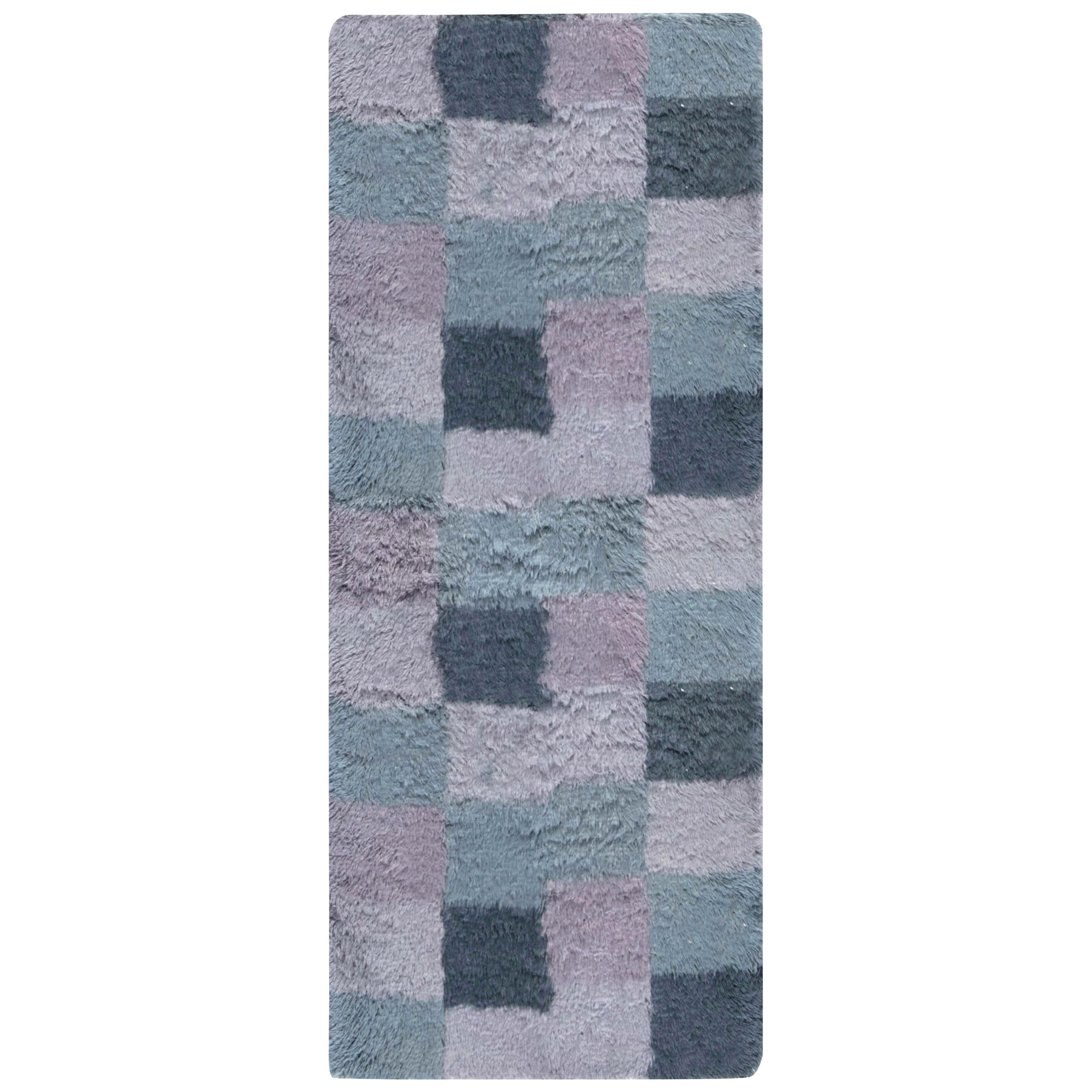 Contemporary Bluebell Swedish Rya Design Handmade Rug by Doris Leslie Blau im Angebot