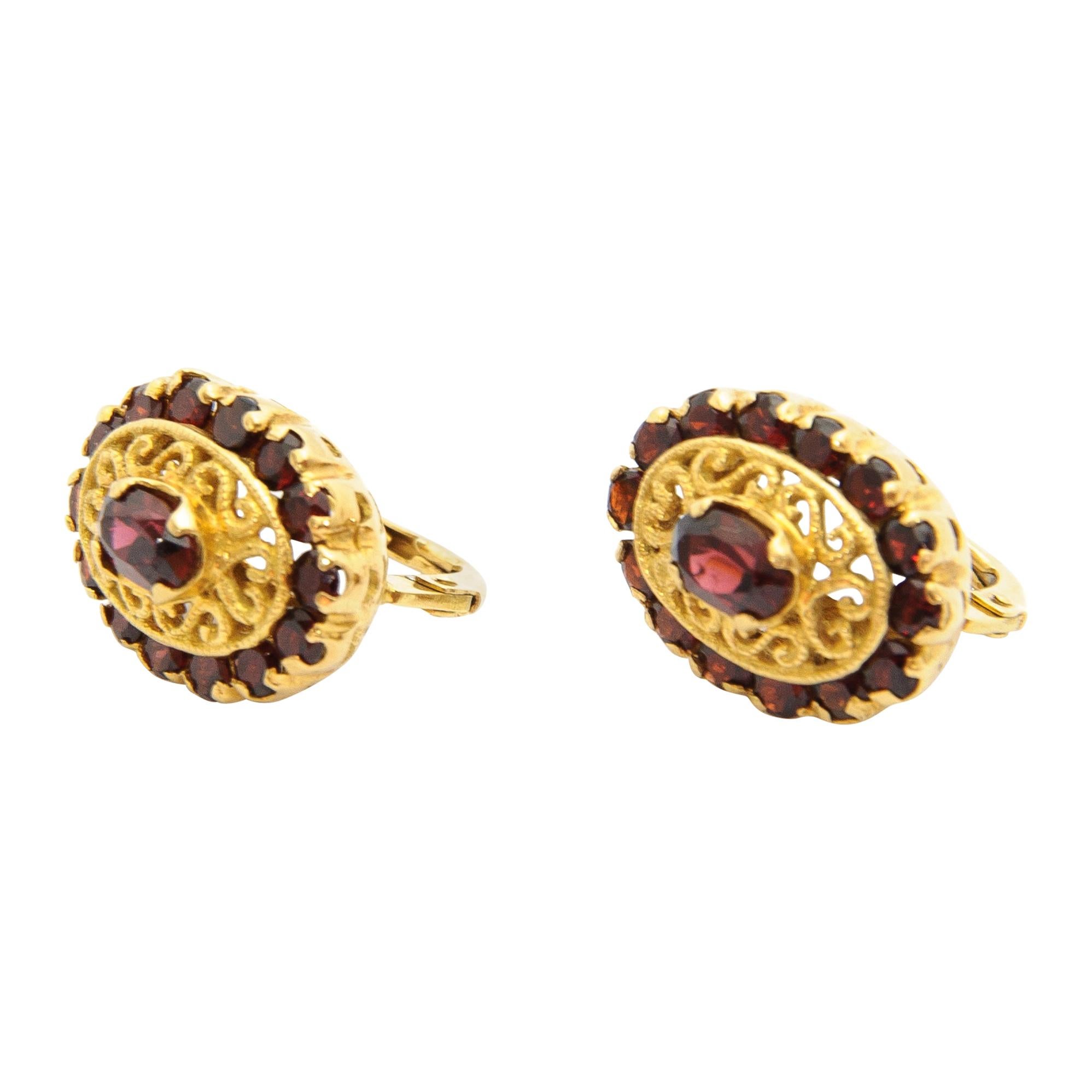 Vintage 18 Karat Yellow Garnet Cluster Gold Earrings For Sale