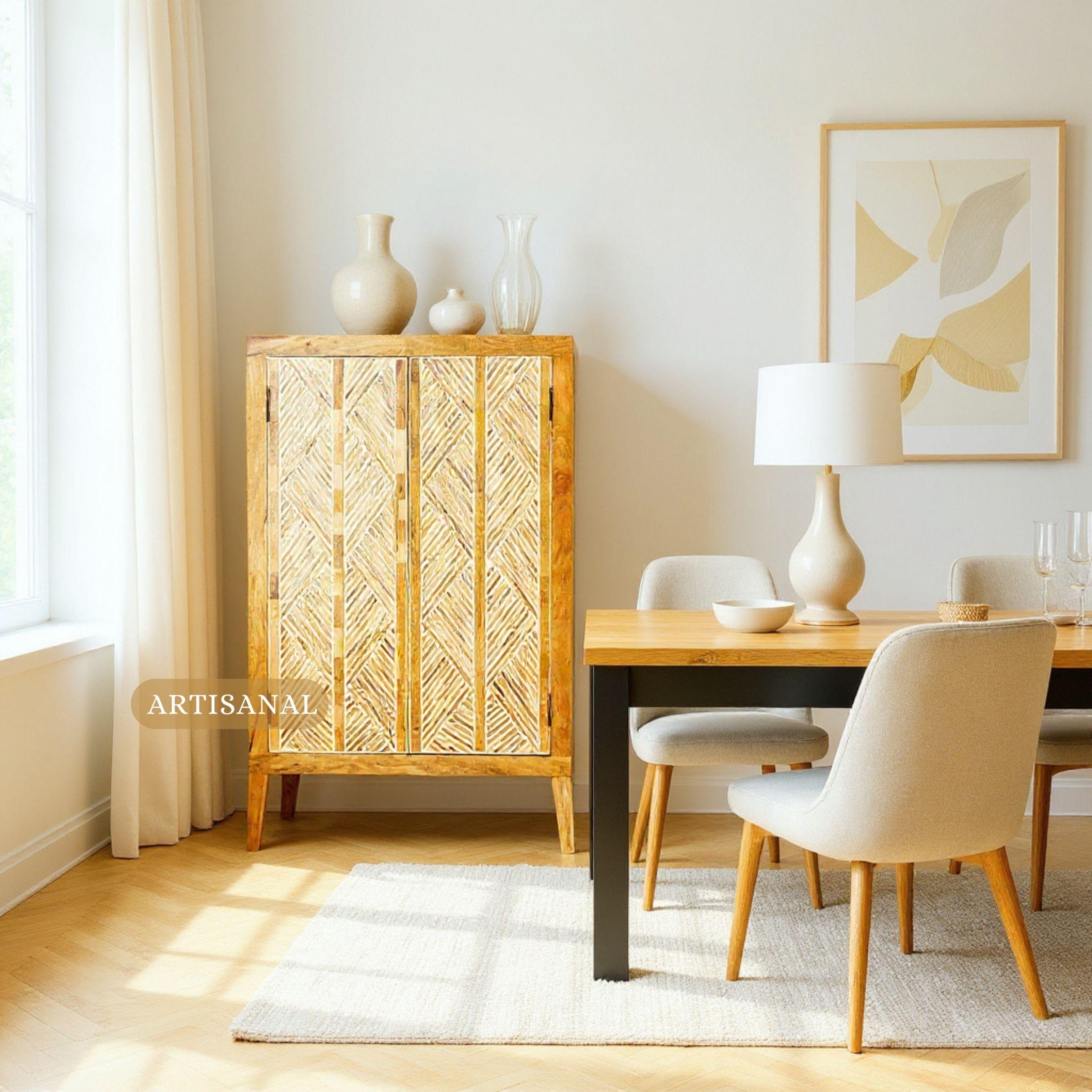 Cabinet contemporain en bois et incrustation d'os à motif géométrique par Artisanal en vente 3