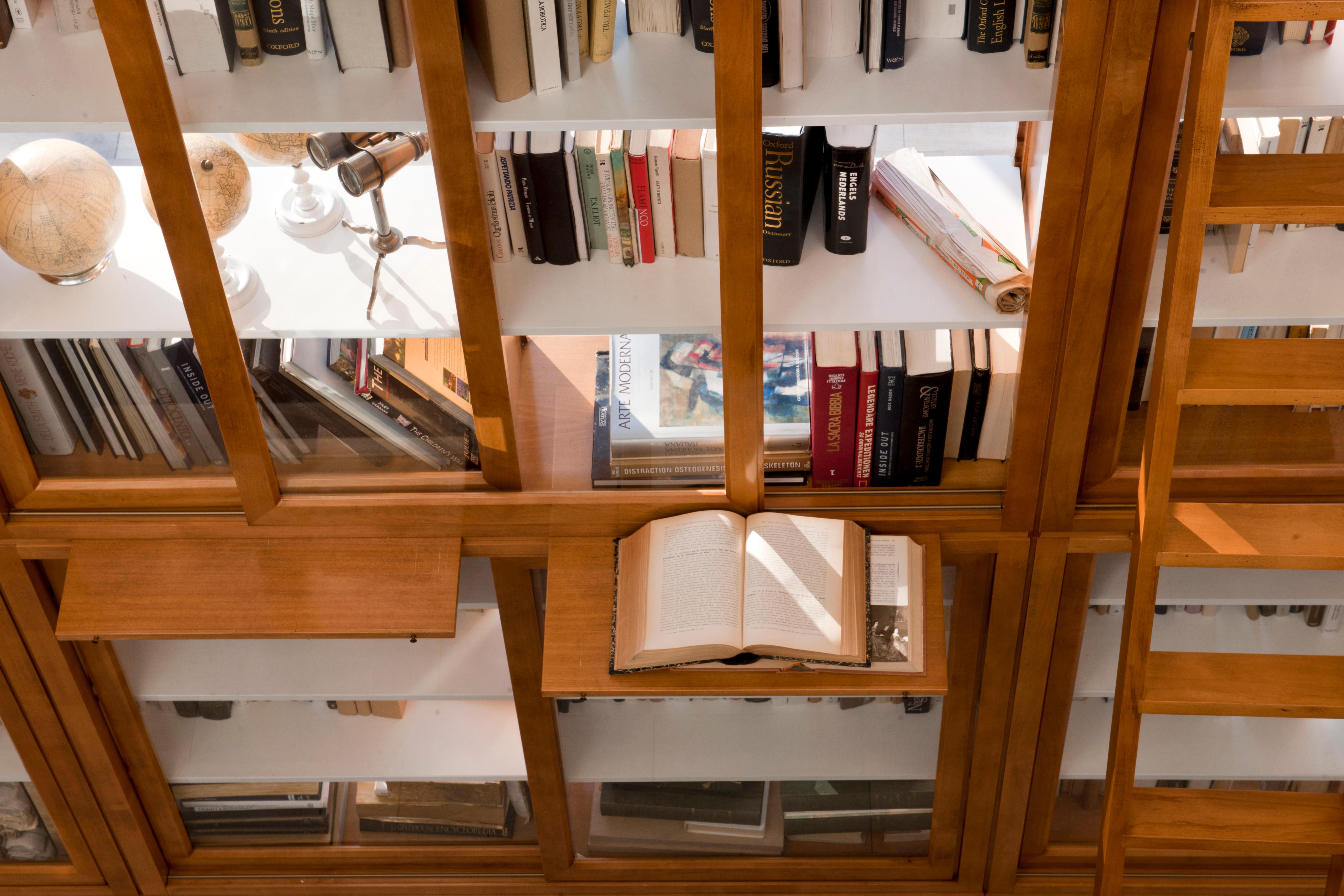 biedermeier bookcase