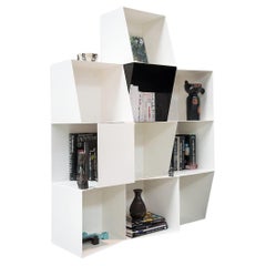 Contemporary bookcase Totem in metal by design by nico