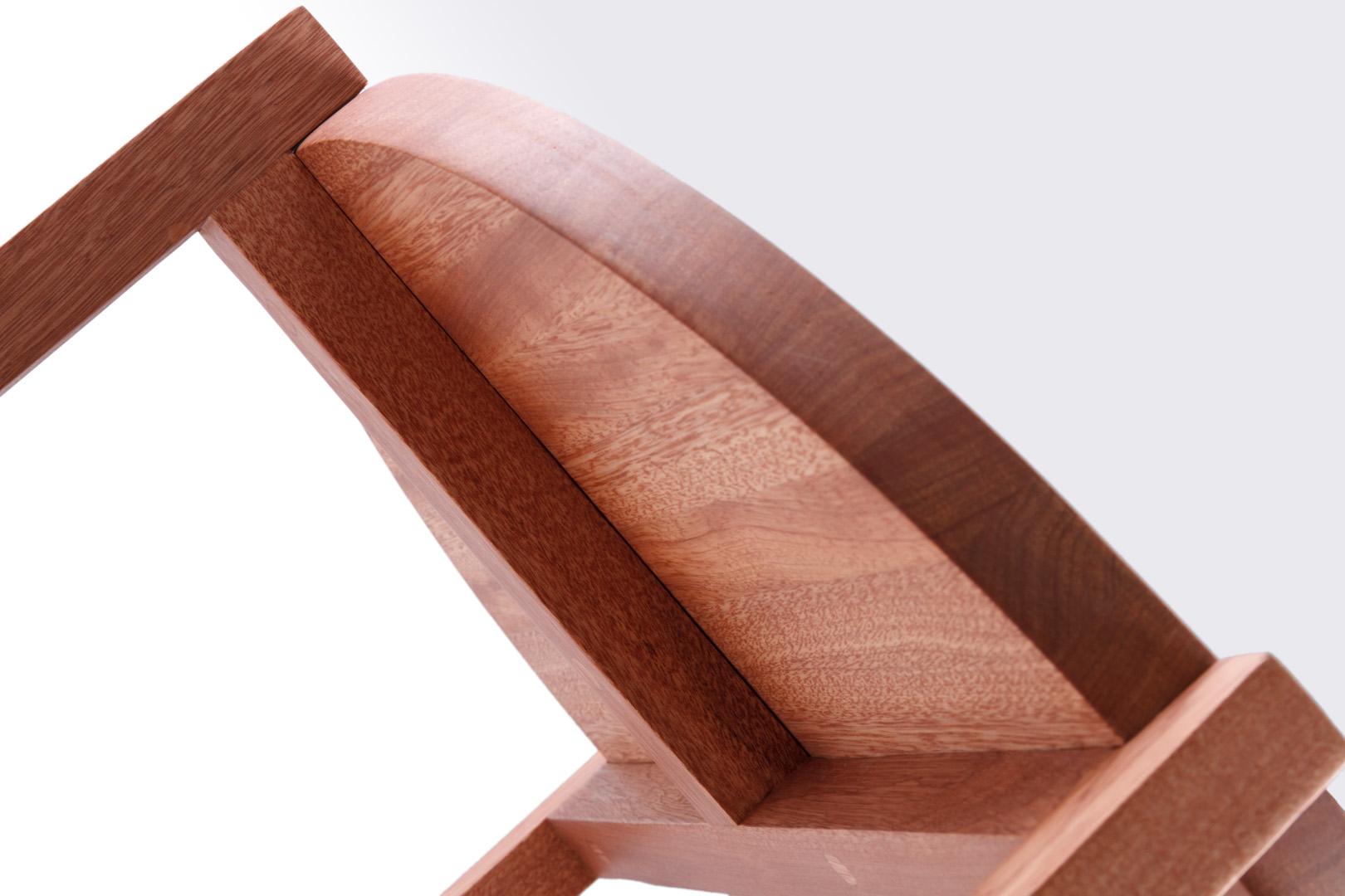 Contemporary Boton Drei Beistelltisch aus massivem Conacaste Holz von Labrica (Handgefertigt) im Angebot