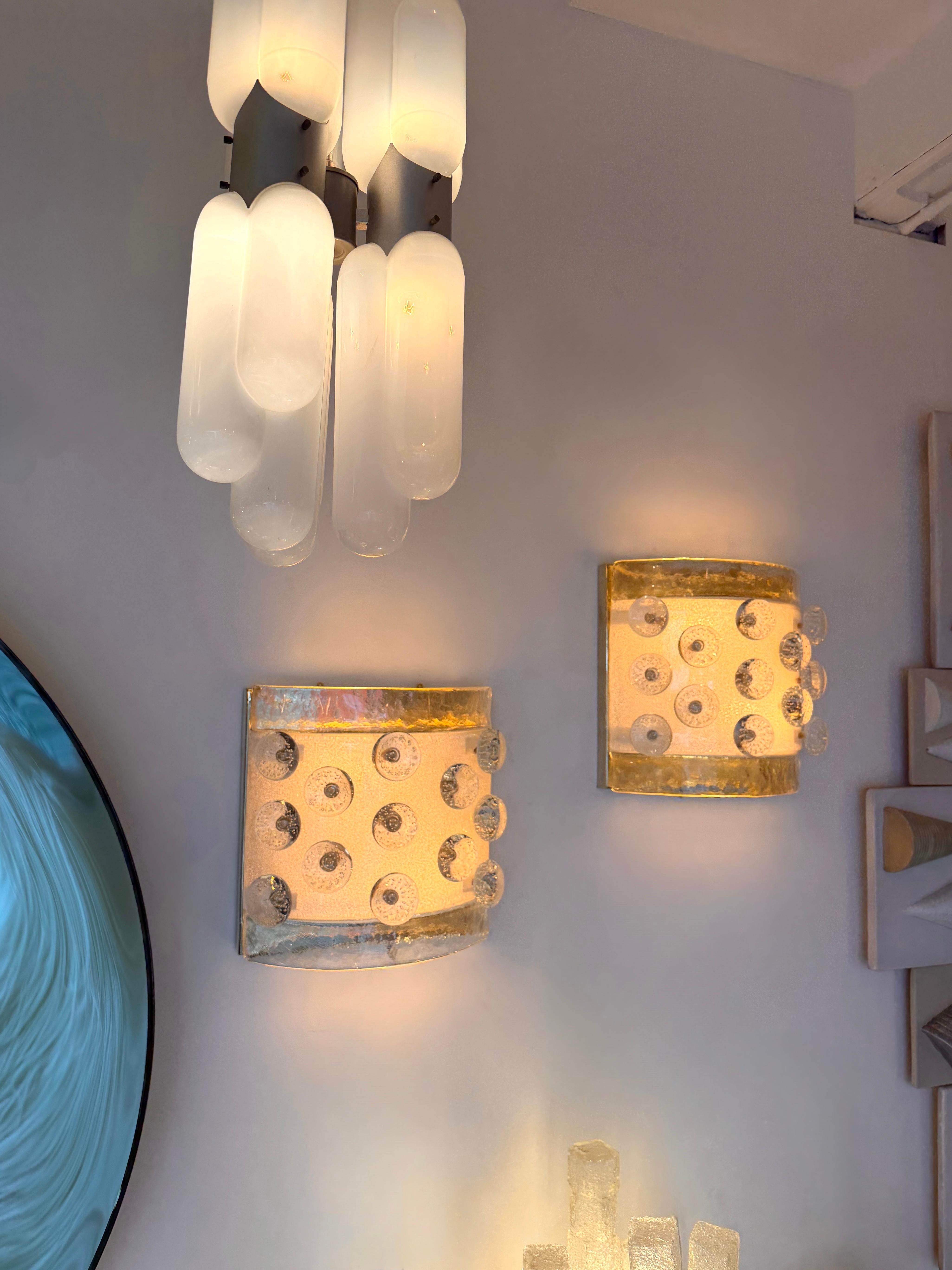 Lámpara contemporánea de latón y cristal de Murano Macarrones, Italia en venta 4