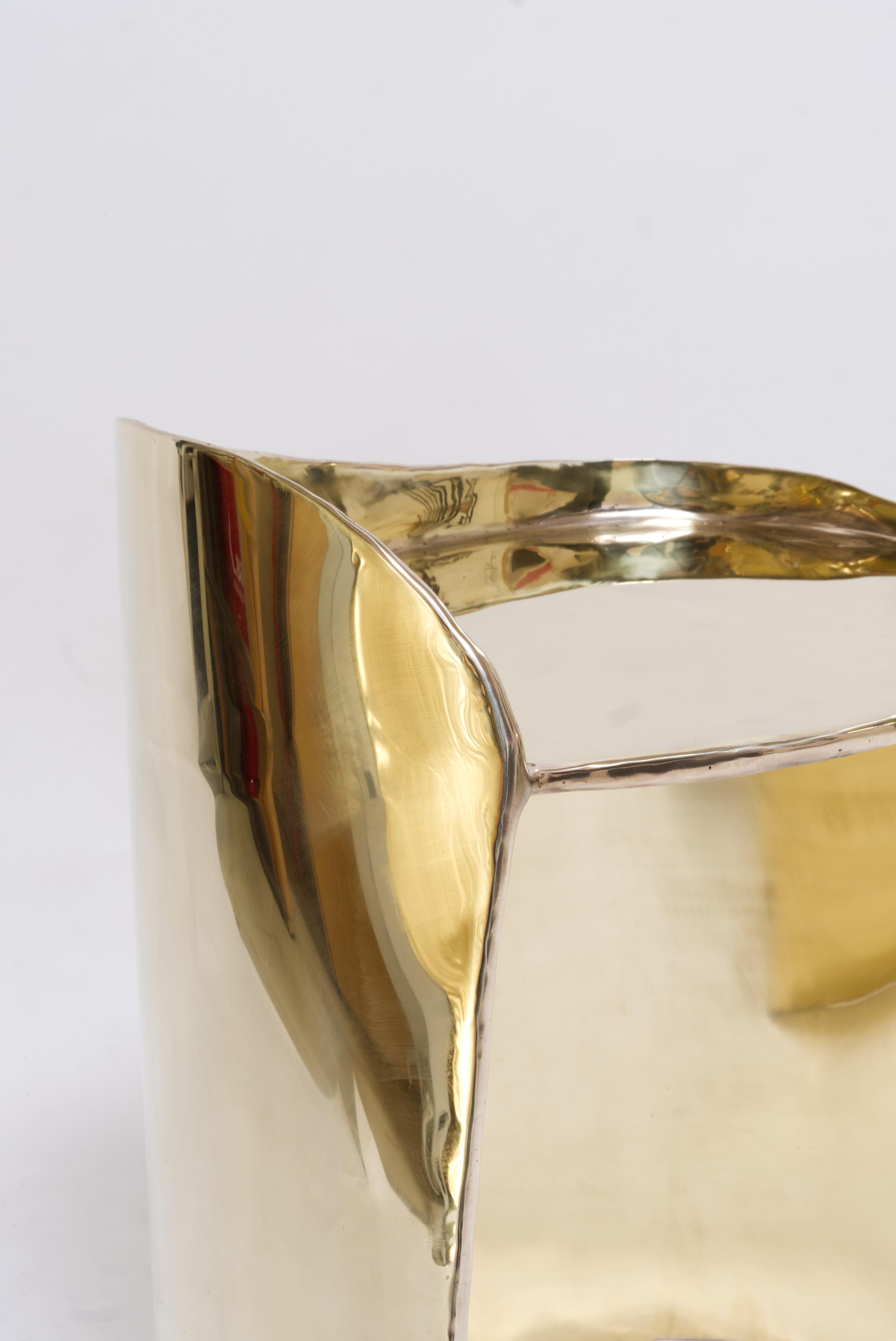 Contemporary brass Calle stool with organic shape For Sale 11