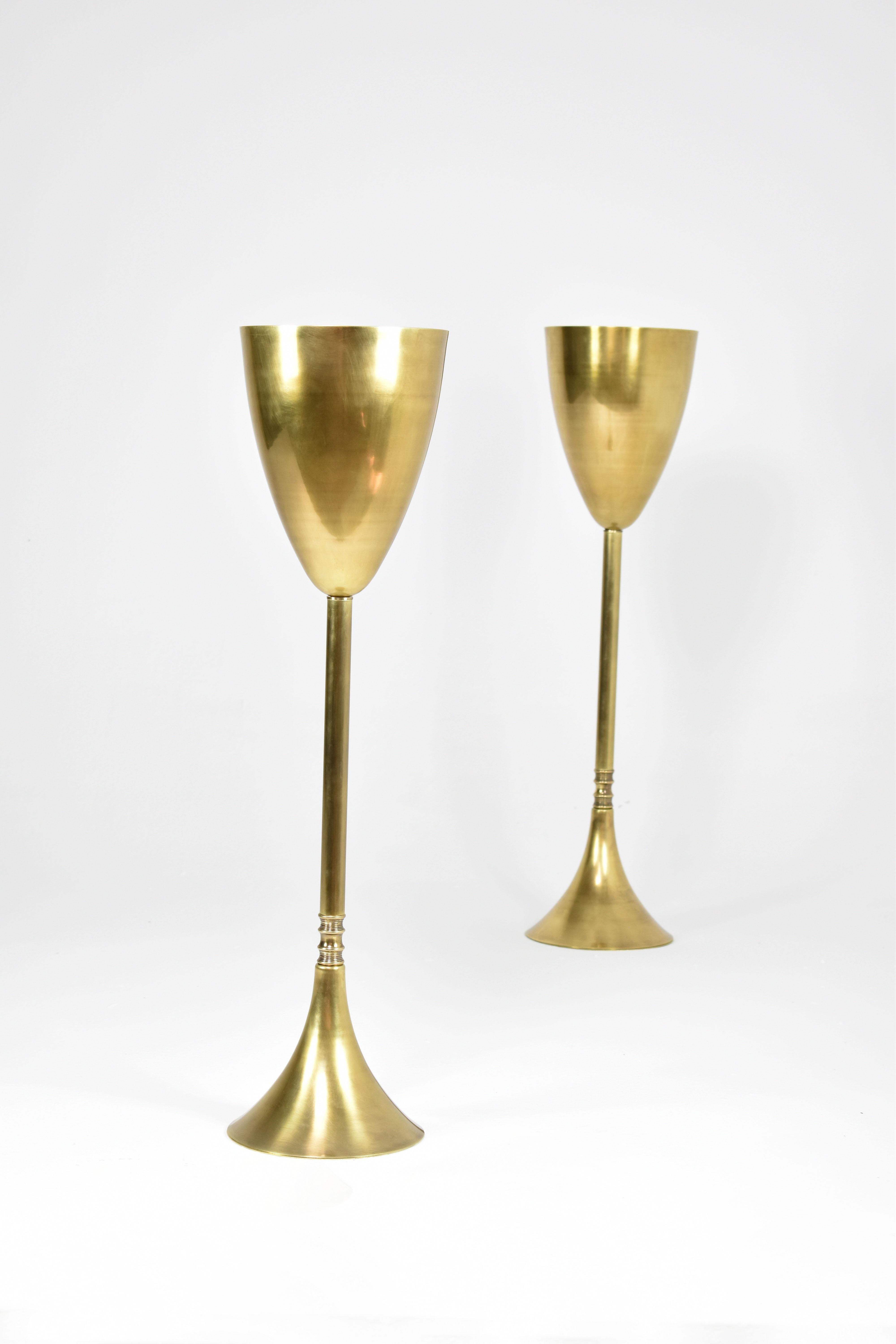 Contemporary Champagne Bucket Stand von Jonathan Amar aus Messing im Angebot 1