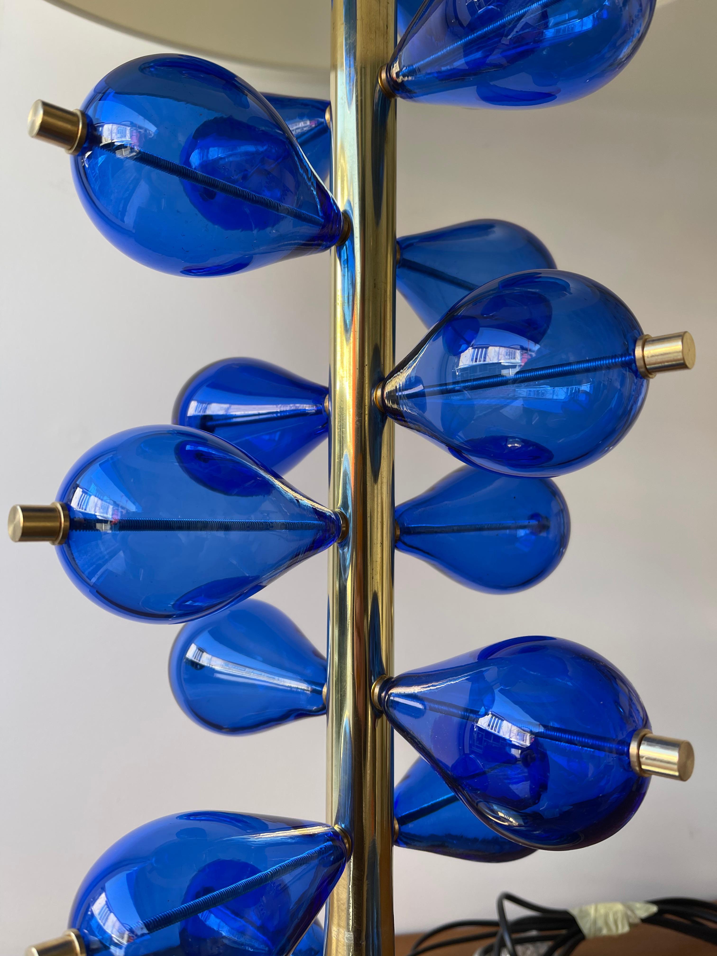 Contemporary Brass Pair of Lamps Blue Murano Glass Bubble Drop, Italy In New Condition In SAINT-OUEN, FR