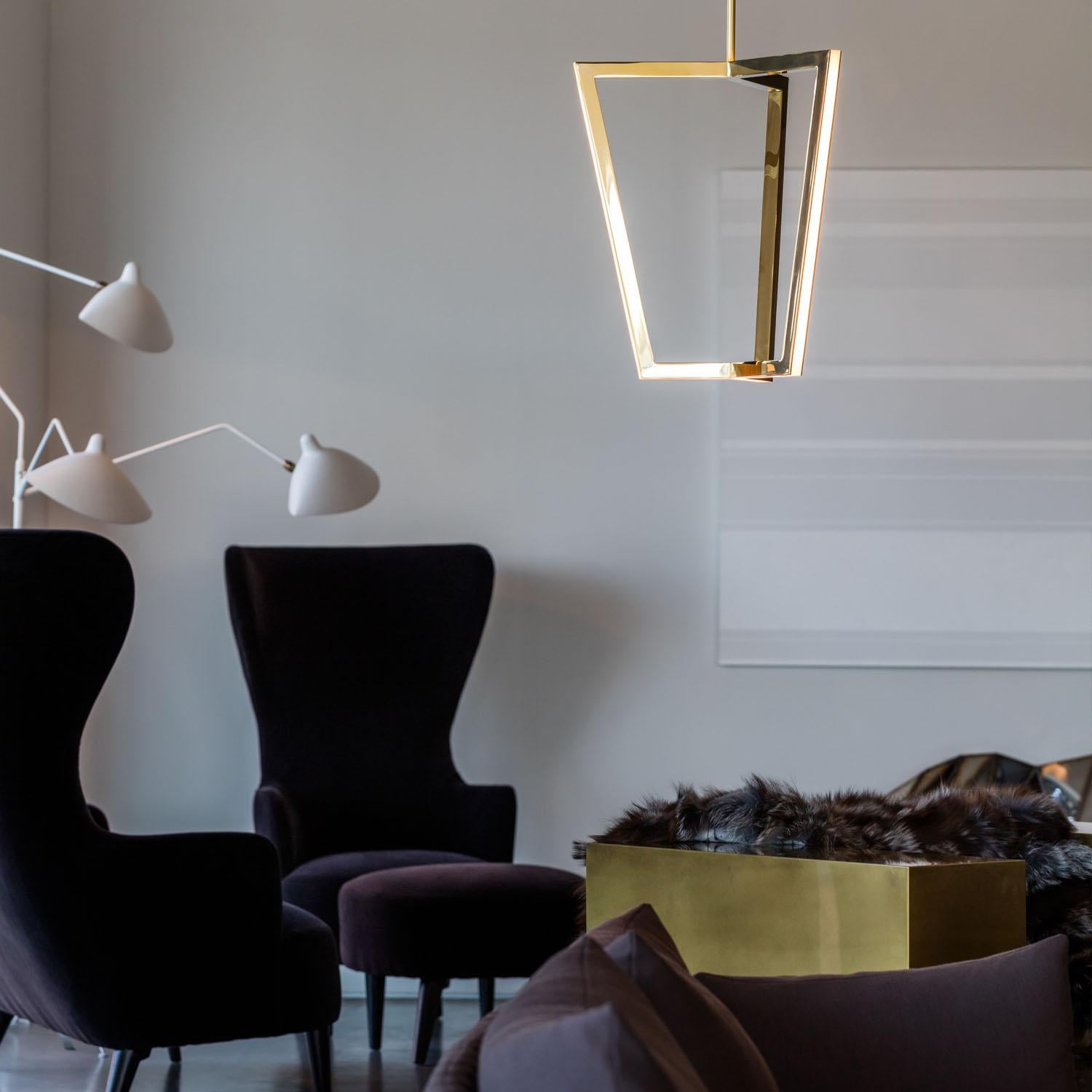 Moderno Lampada a sospensione contemporanea in ottone, Triptyx di Christopher Boots in vendita